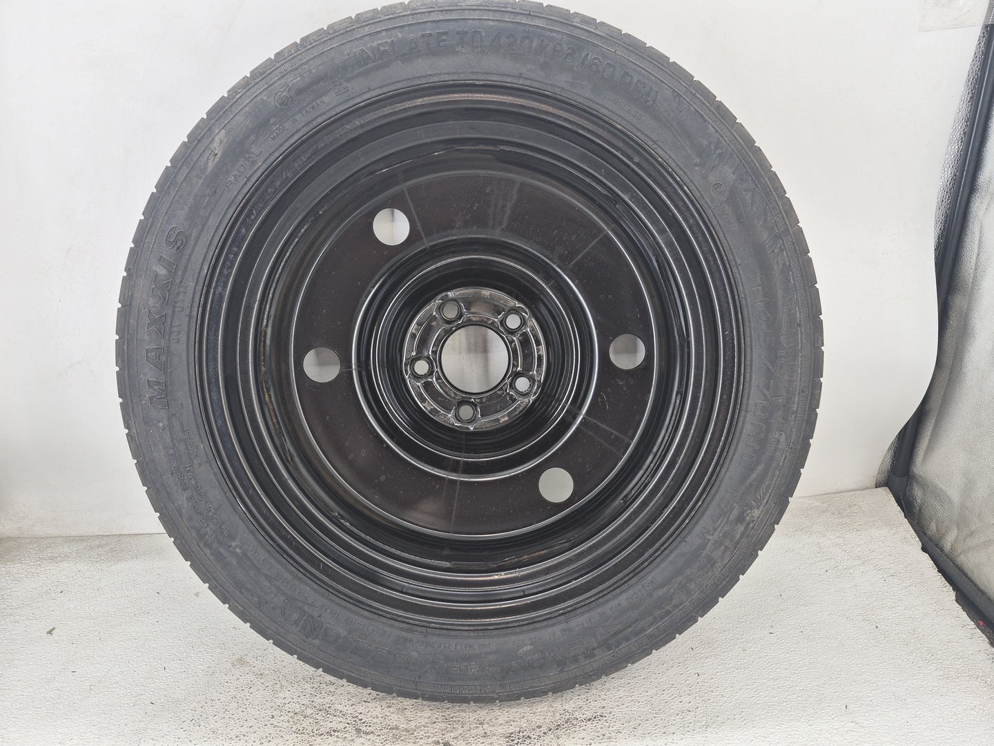 Ford Mks Spare Donut Tire Wheel Rim Oem - Oemusedautoparts1.com