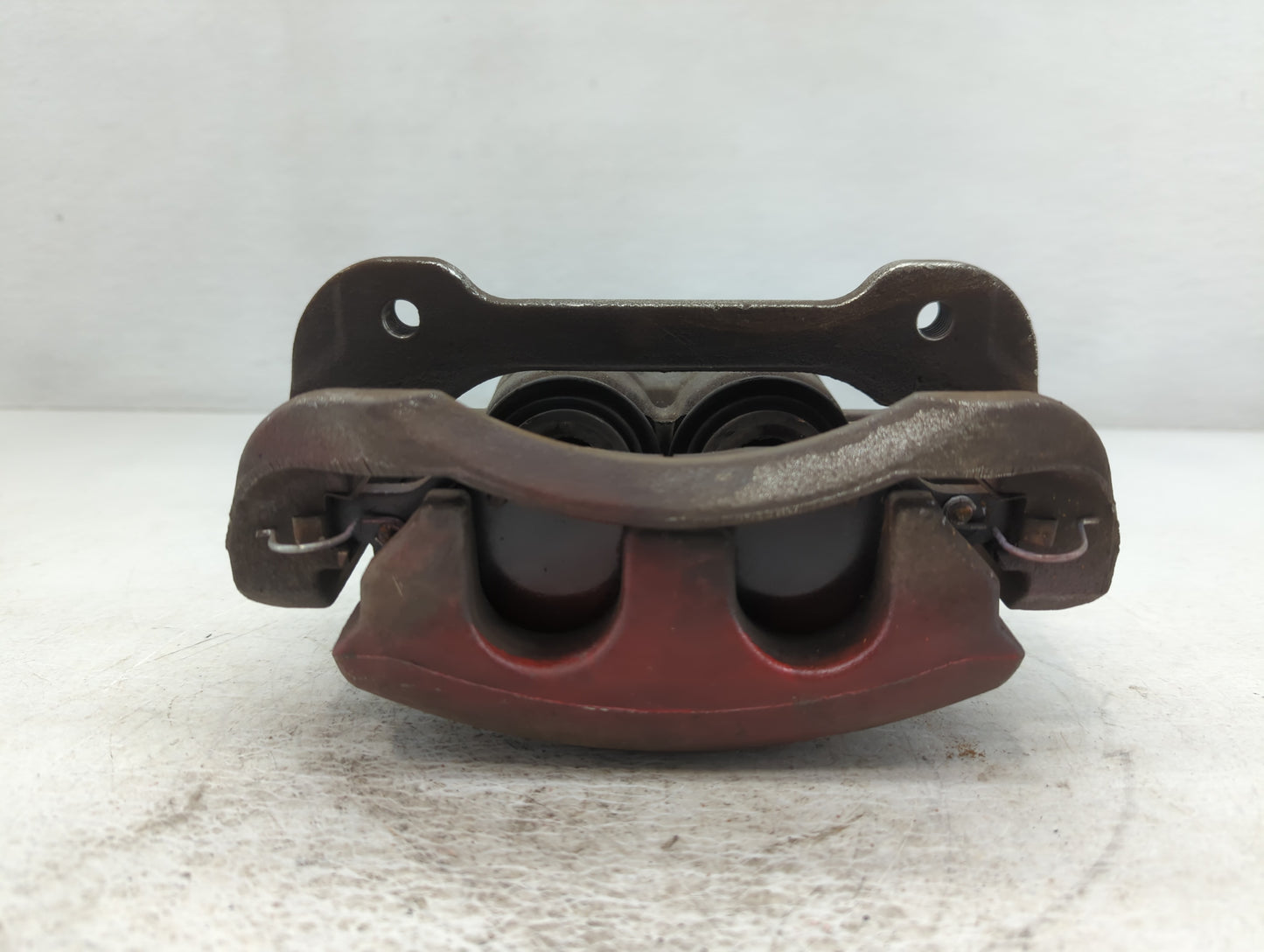 2011-2014 Ford Mustang Front Passenger Right Brake Caliper - Oemusedautoparts1.com