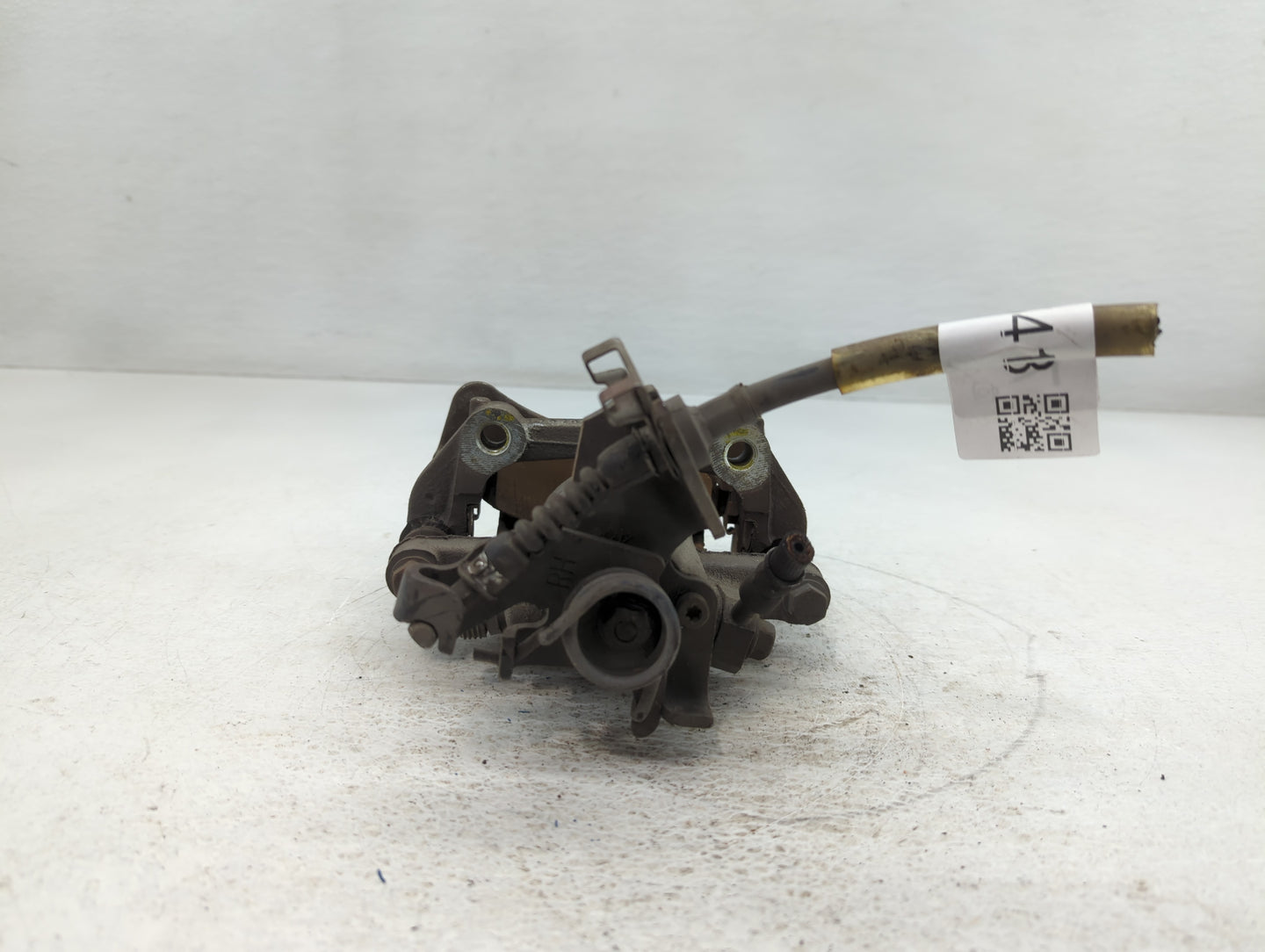 2005-2014 Ford Mustang Rear Passenger Right Brake Caliper - Oemusedautoparts1.com