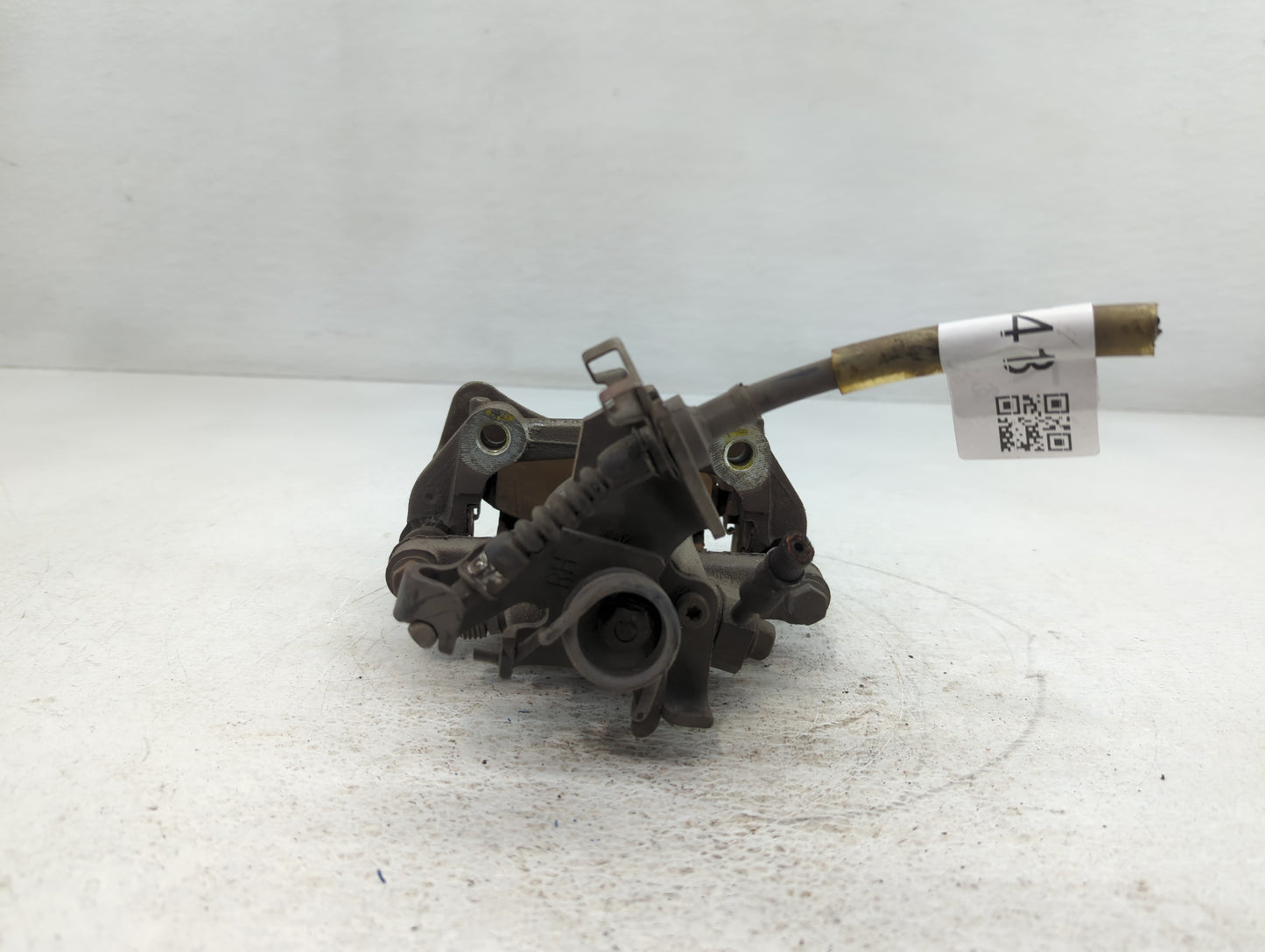 2005-2014 Ford Mustang Rear Passenger Right Brake Caliper - Oemusedautoparts1.com