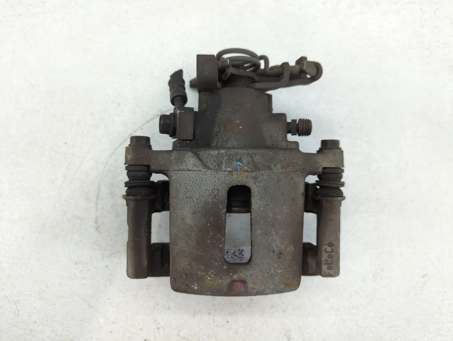 2005-2014 Ford Mustang Front Driver Left Brake Caliper - Oemusedautoparts1.com