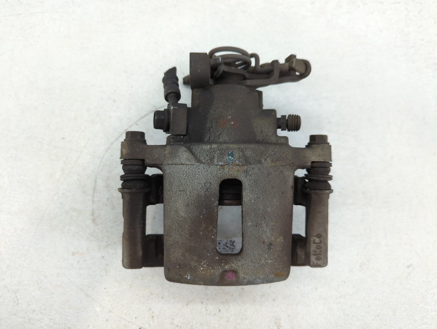 2005-2014 Ford Mustang Front Driver Left Brake Caliper - Oemusedautoparts1.com
