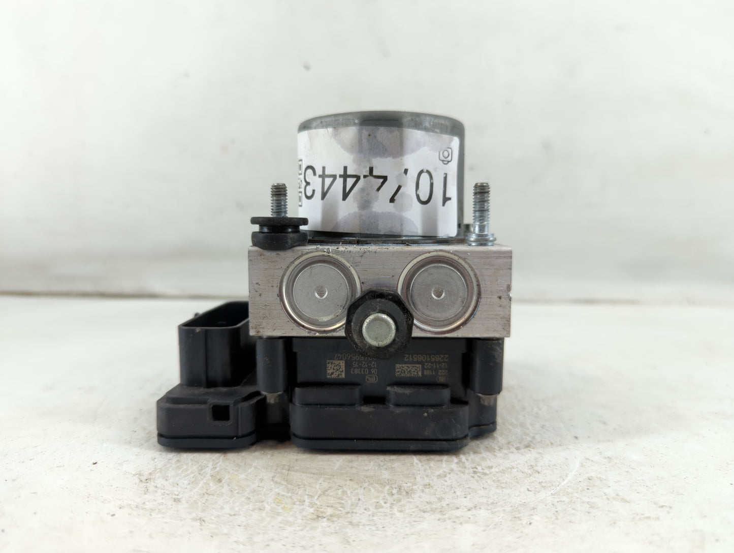 2013-2014 Ford Taurus ABS Pump Control Module Replacement P/N:DG13-2C405-AG Fits Fits 2013 2014 OEM Used Auto Parts - Oemuse