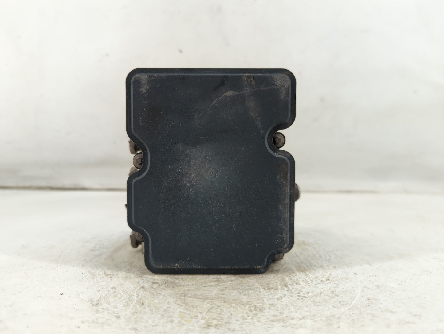 2013-2014 Ford Taurus ABS Pump Control Module Replacement P/N:DG13-2C405-AG Fits Fits 2013 2014 OEM Used Auto Parts - Oemuse