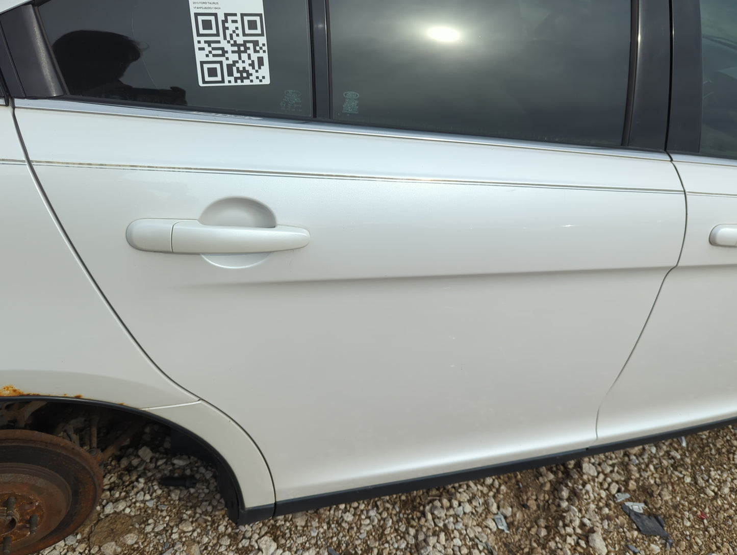 2010-2019 Ford Taurus Passenger Rear Door Oem 1256186 - Oemusedautoparts1.com