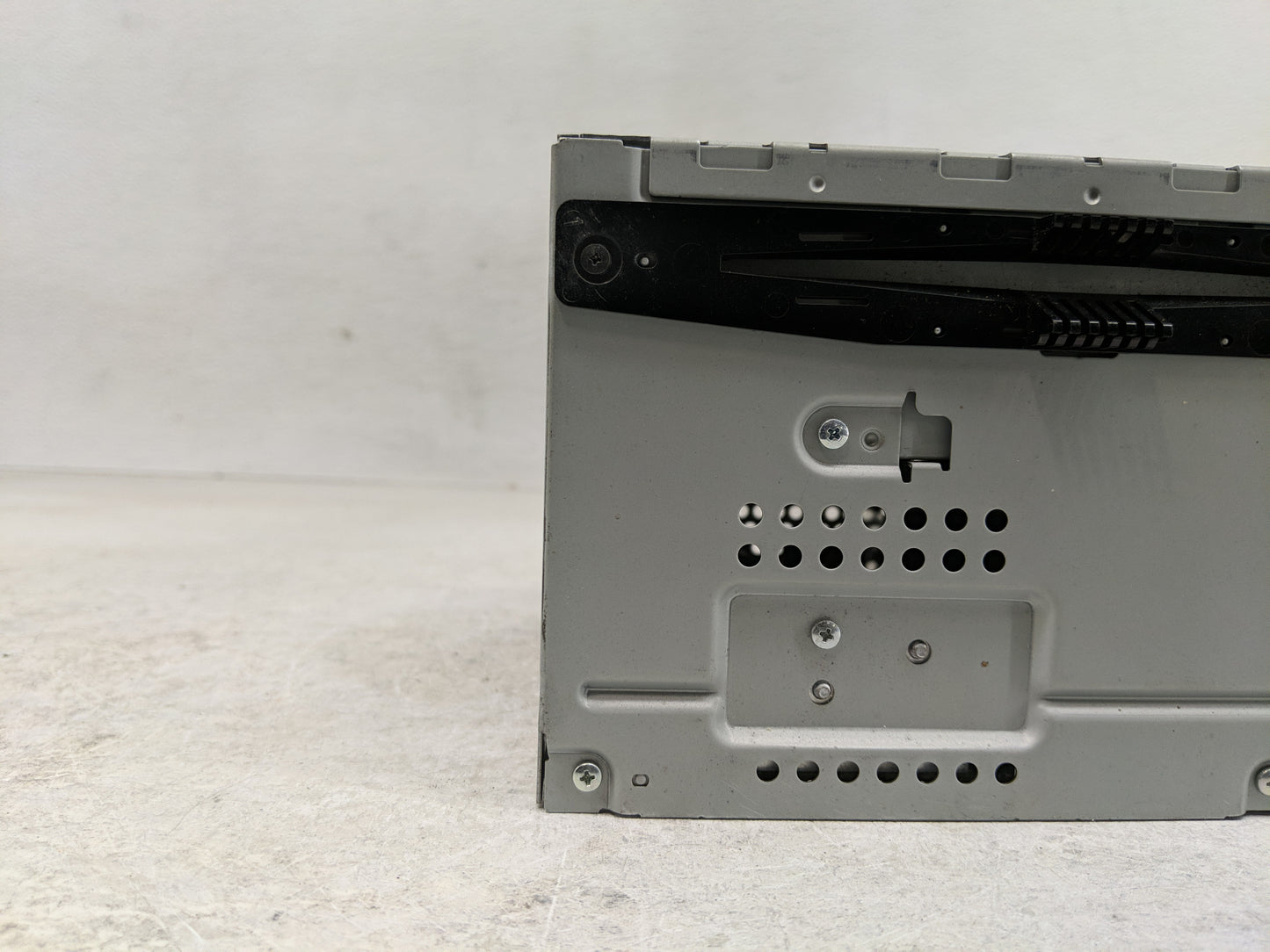 2013 Ford Taurus Radio AM FM Cd Player Receiver Replacement P/N:BG1T-19C159-AB Fits OEM Used Auto Parts - Oemusedautoparts1.