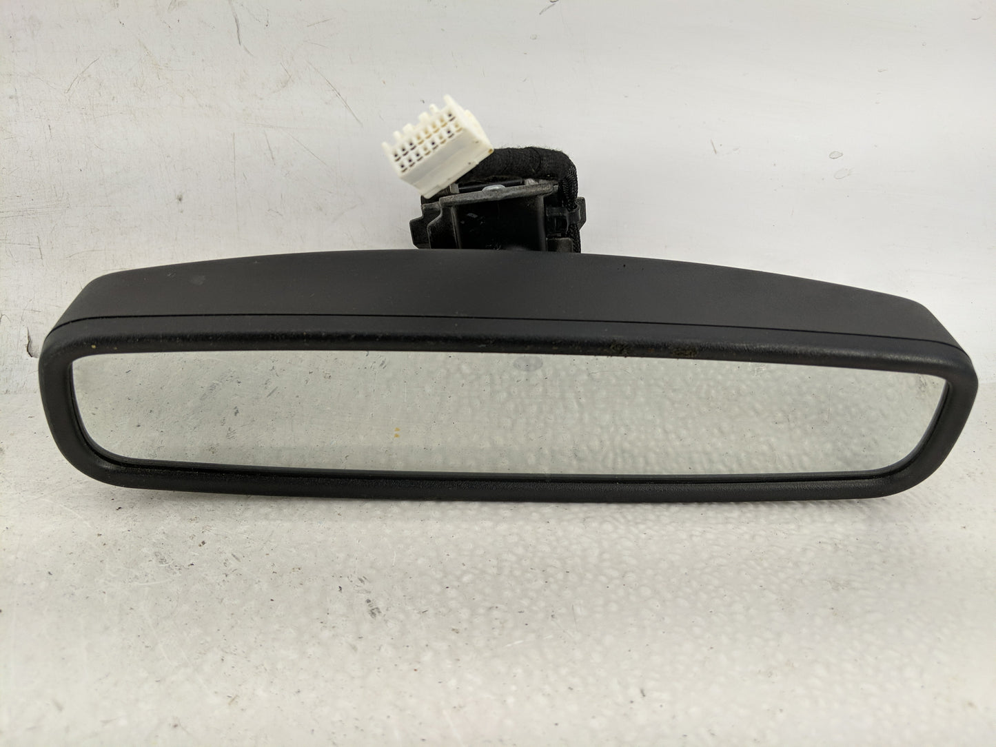 2000-2019 Ford Taurus Interior Rear View Mirror Replacement OEM P/N:E11026532 Fits OEM Used Auto Parts - Oemusedautoparts1.c
