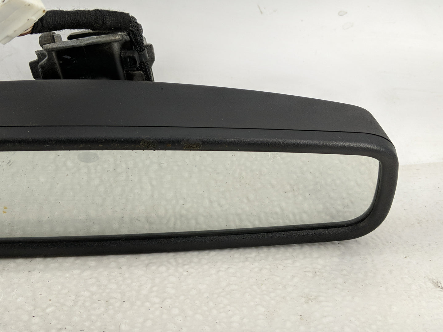 2000-2019 Ford Taurus Interior Rear View Mirror Replacement OEM P/N:E11026532 Fits OEM Used Auto Parts - Oemusedautoparts1.c