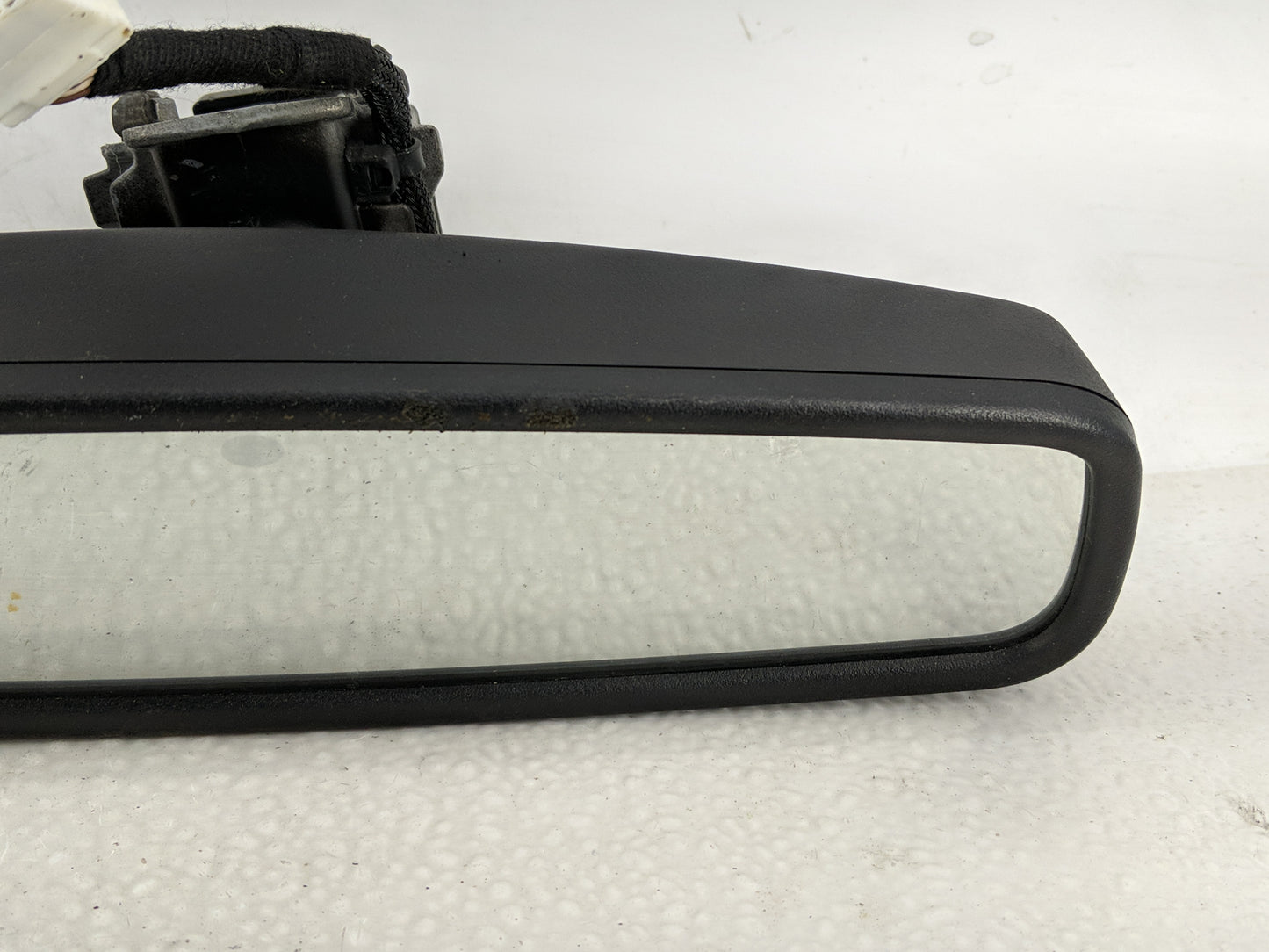 2000-2019 Ford Taurus Interior Rear View Mirror Replacement OEM P/N:E11026532 Fits OEM Used Auto Parts - Oemusedautoparts1.c