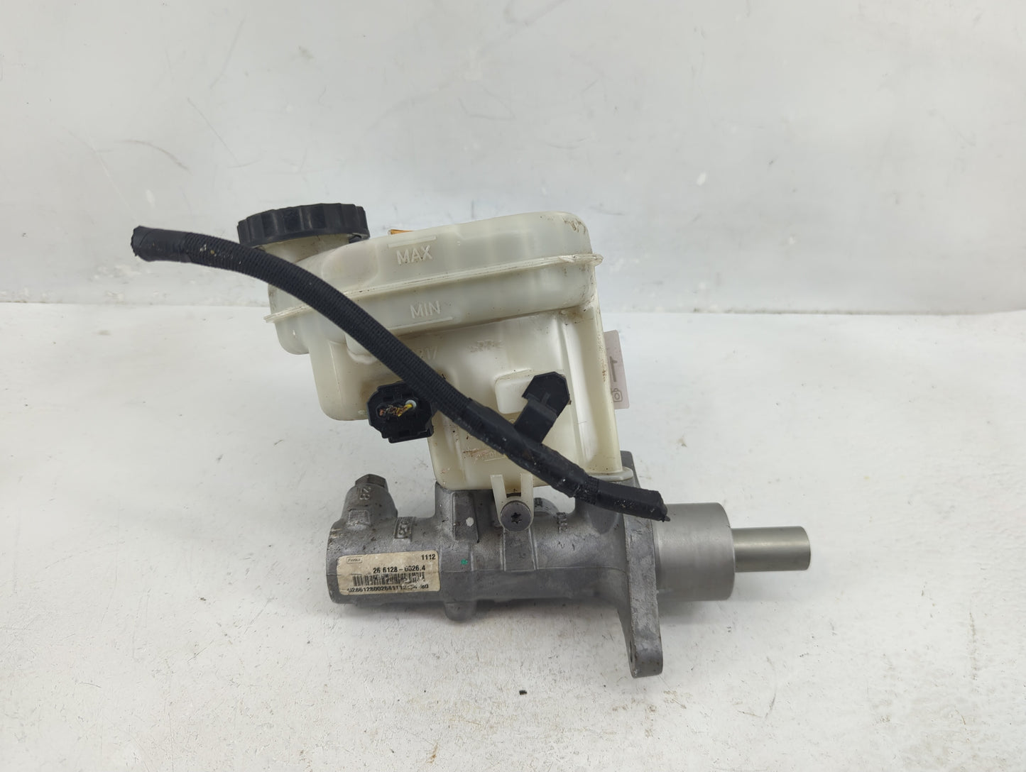 2013-2019 Ford Taurus Brake Master Cylinder - Oemusedautoparts1.com