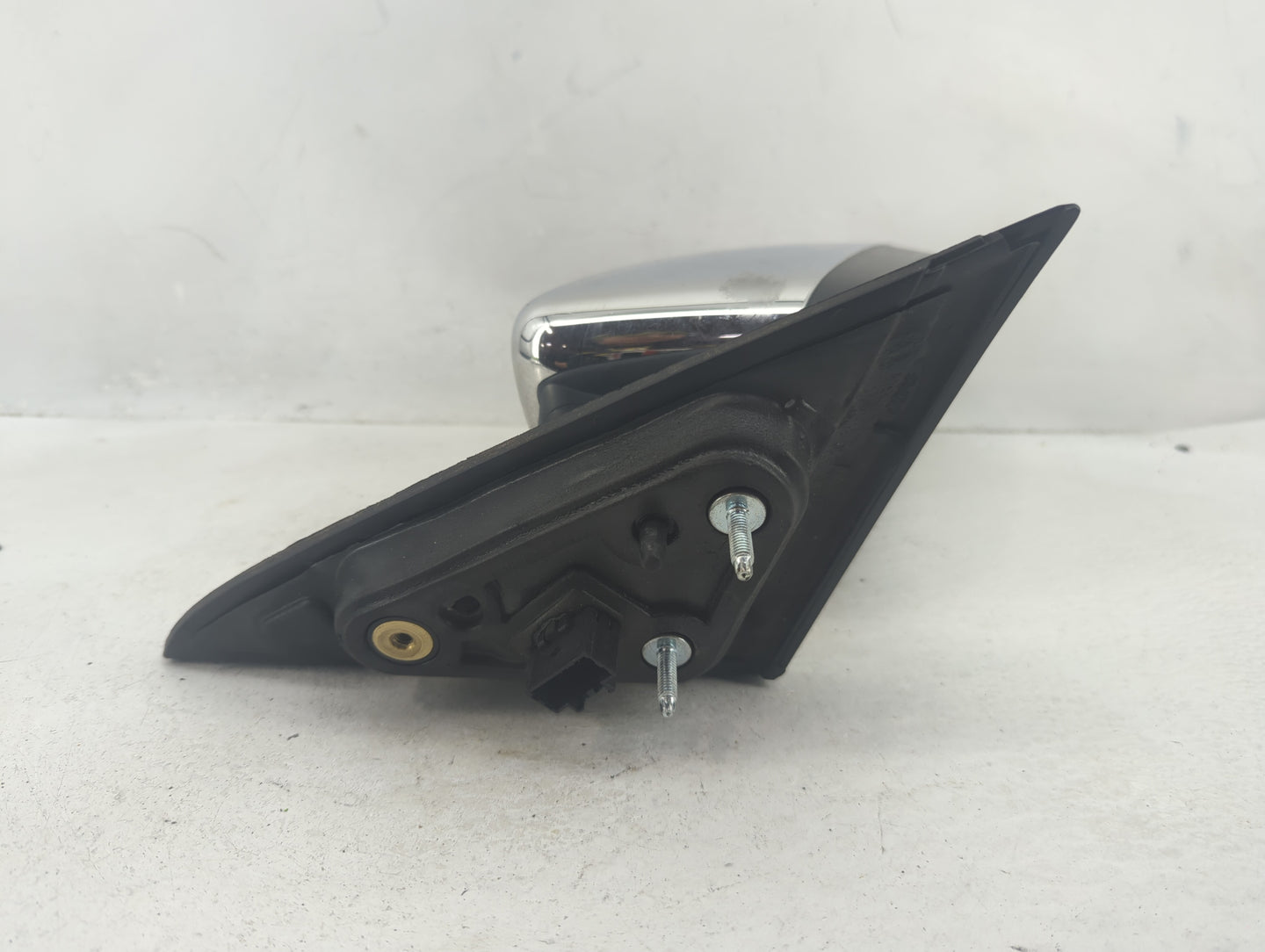 2010-2019 Ford Taurus Passenger Side View Mirror - Right Door Mirror OEM Used - Oemusedautoparts1.com