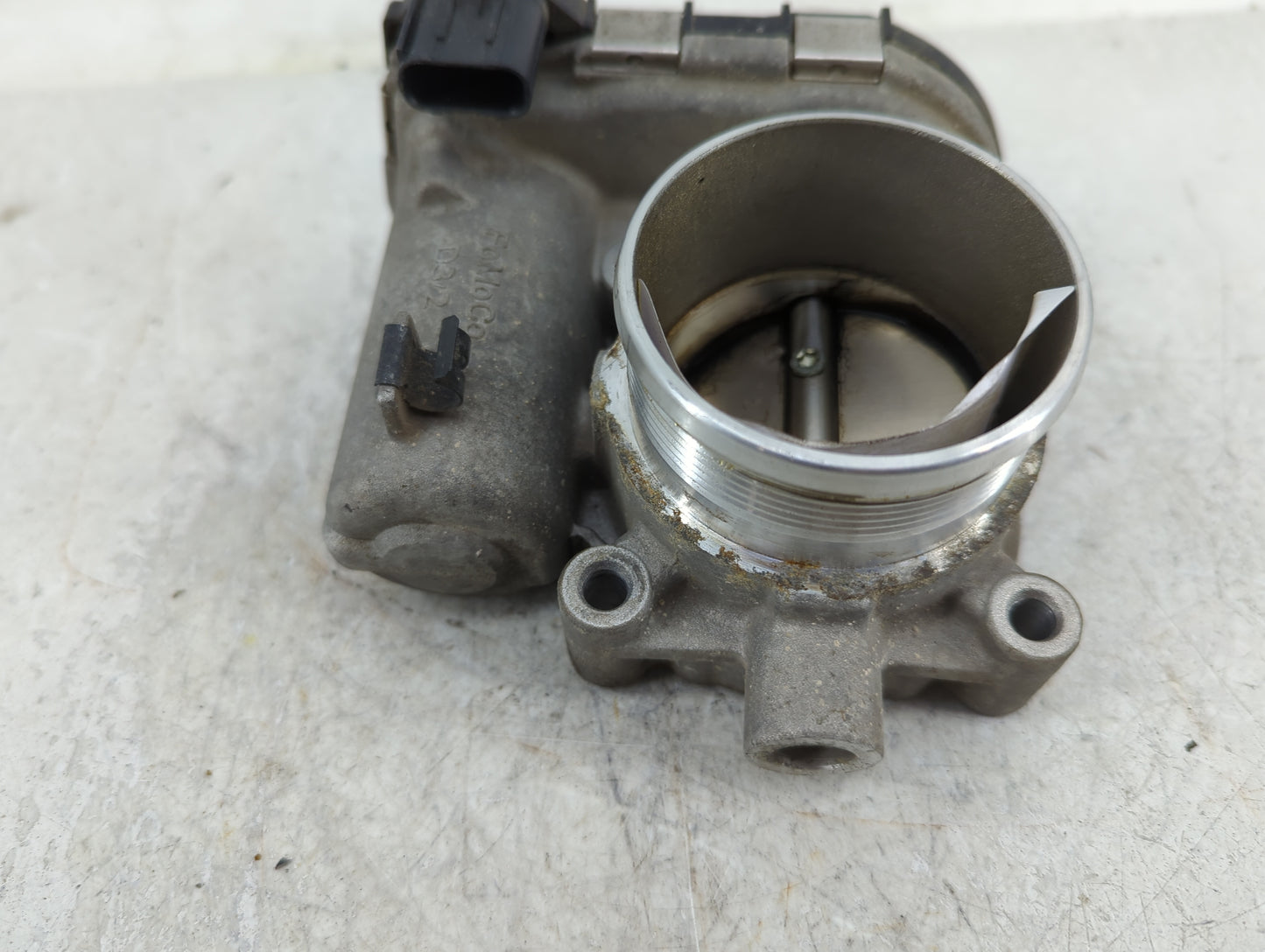 2013-2017 Ford Taurus Throttle Body P/N:CM5E 9F991 AD 0 280 750 585 Fits Fits 2012 2013 2014 2015 2016 2017 OEM Used Auto Pa