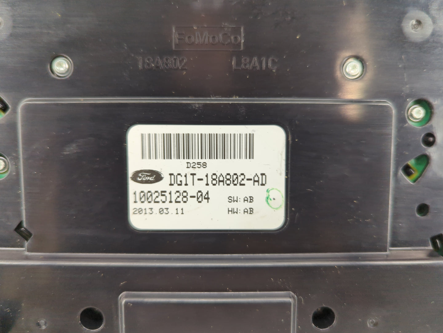 2013-2013 Ford Taurus Radio Control Panel - Oemusedautoparts1.com