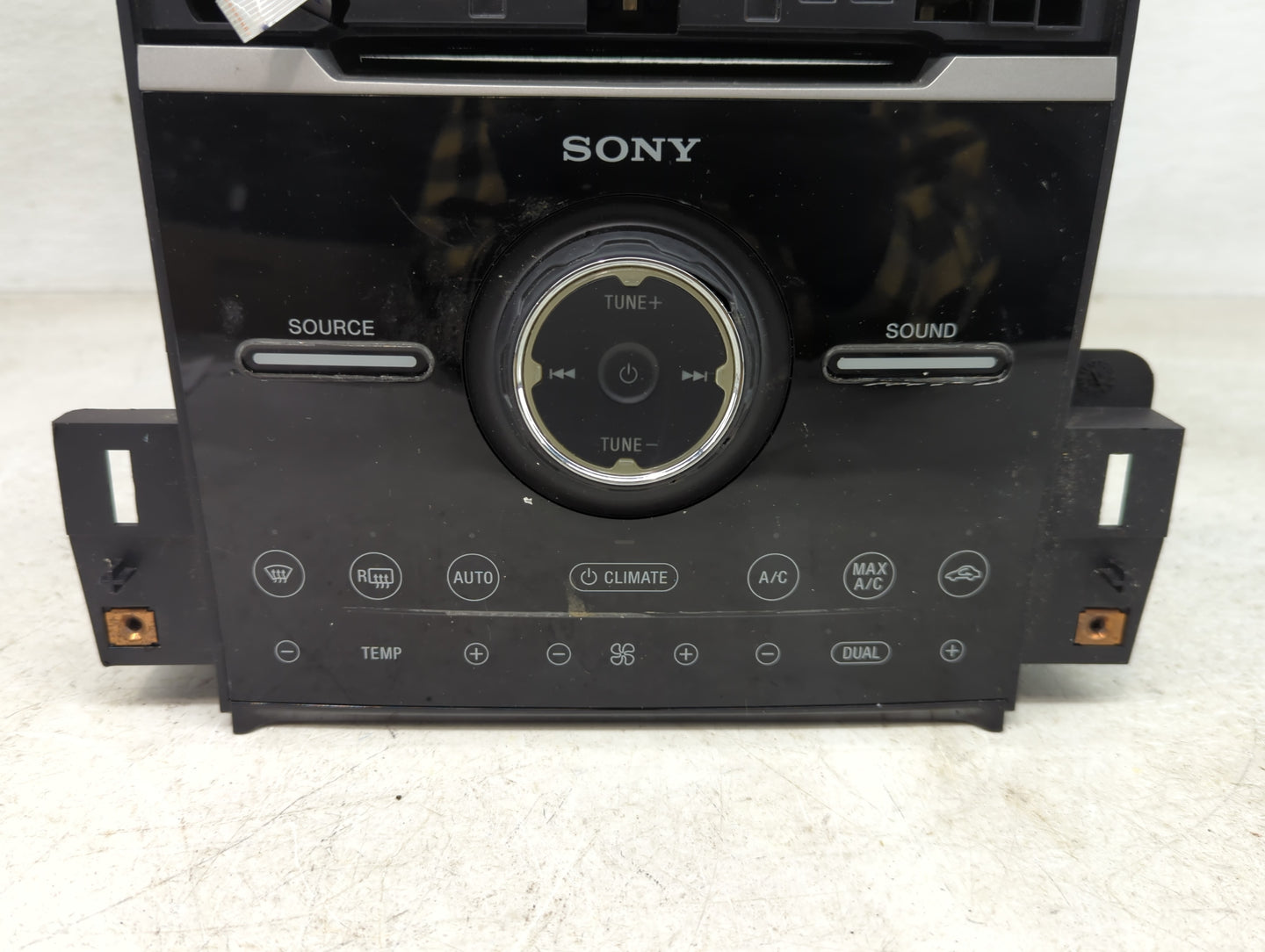 2013 Ford Taurus Radio AM FM Cd Player Receiver Replacement P/N:DG1T-18A802-EK Fits OEM Used Auto Parts - Oemusedautoparts1.