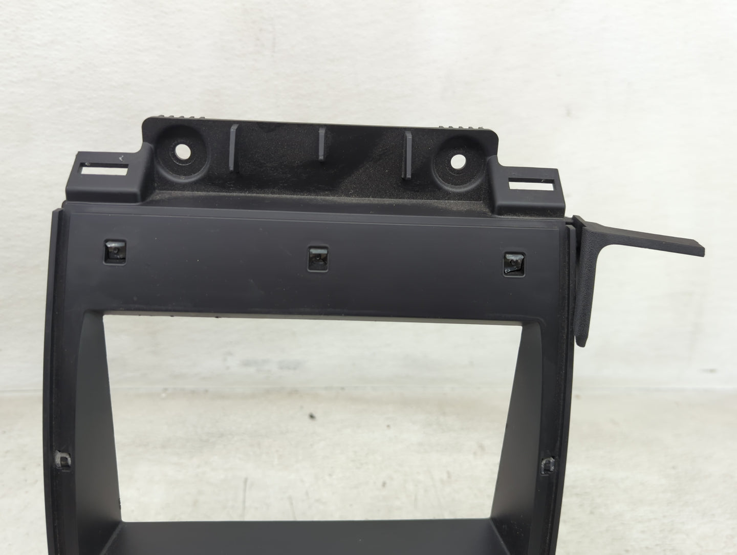 2013 Ford Taurus Radio AM FM Cd Player Receiver Replacement P/N:DG1T-18A802-EK Fits OEM Used Auto Parts - Oemusedautoparts1.