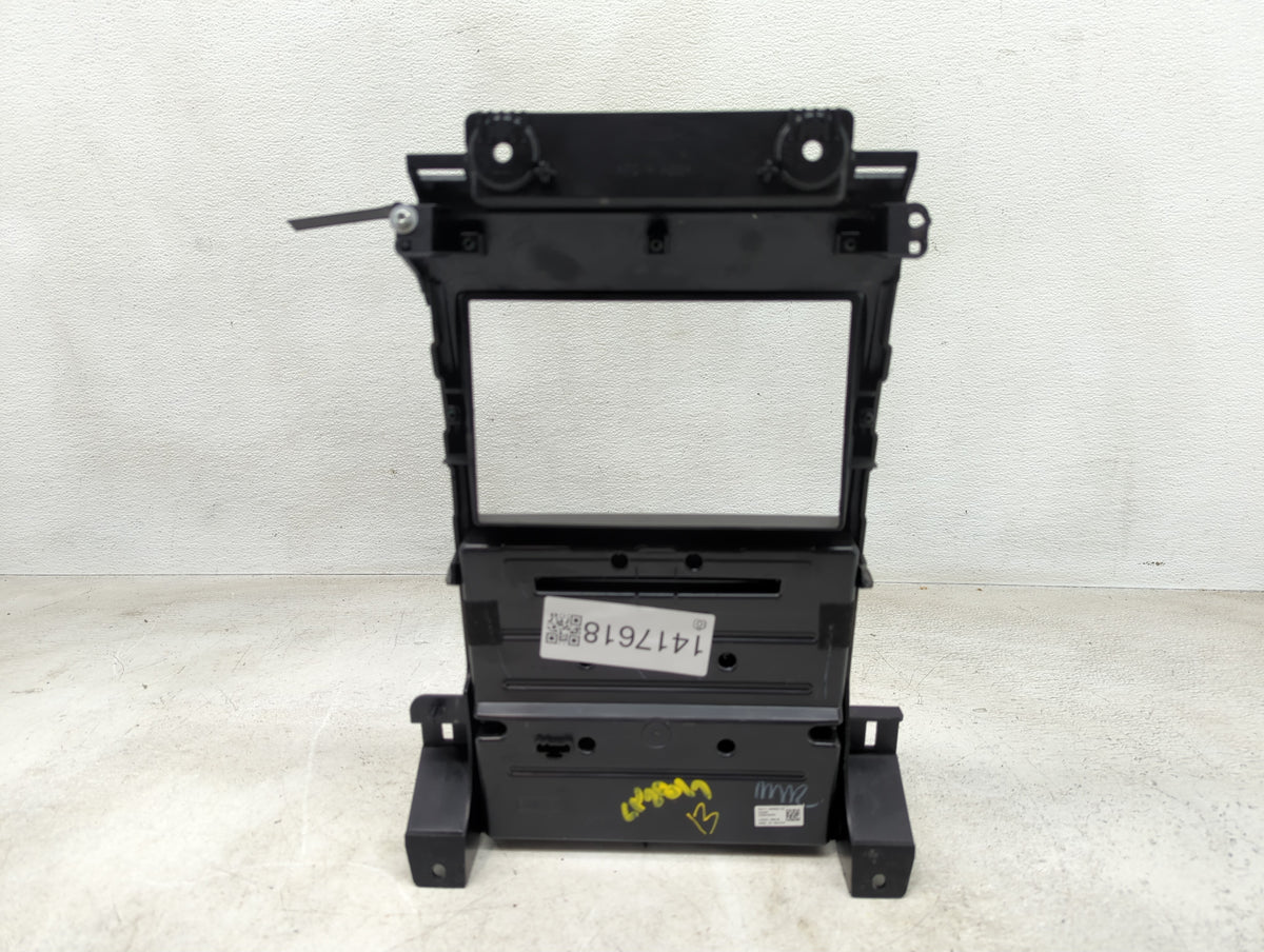 2013 Ford Taurus Radio AM FM Cd Player Receiver Replacement P/N:DG1T-18A802-EK OEM Used Auto Parts - Oemusedautoparts1.com
