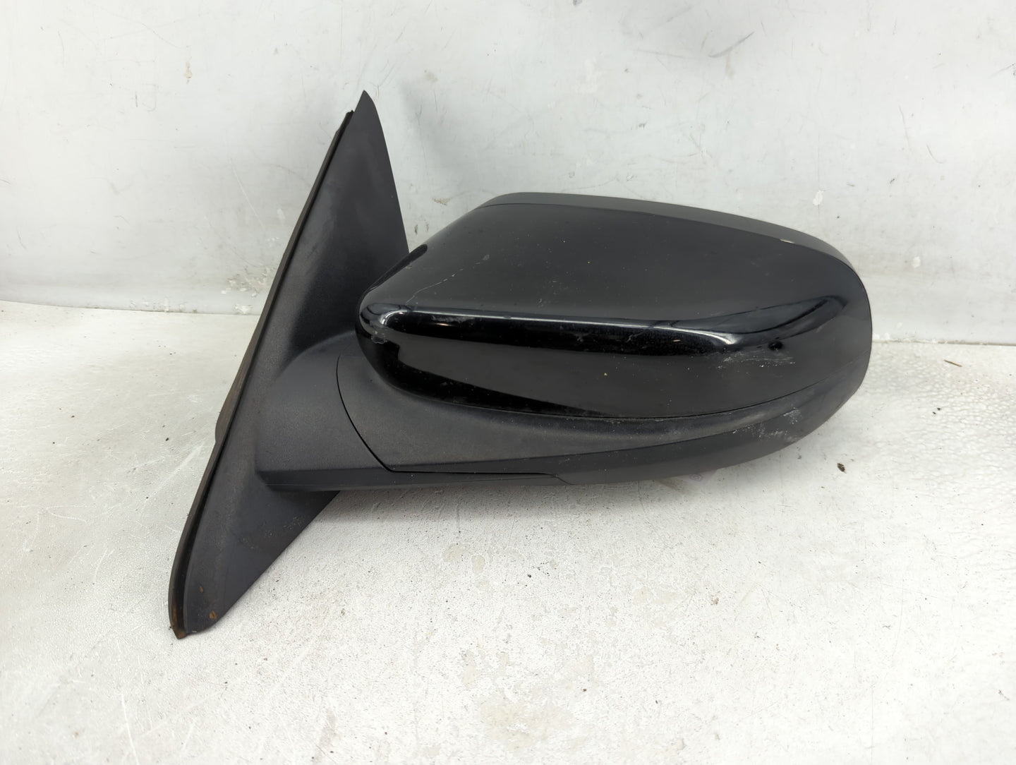 2010-2019 Ford Taurus Driver Side View Mirror - Left Door Mirror OEM Used - Oemusedautoparts1.com