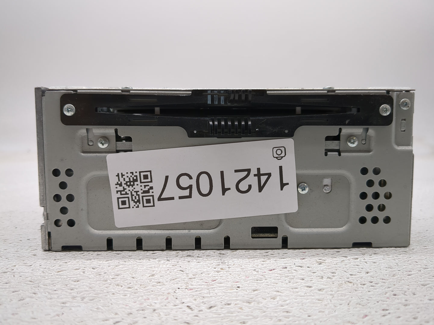 2013-2015 Ford Taurus Radio AM FM Cd Player Receiver Replacement P/N:DG1T-19C107-HB Fits Fits 2013 2014 2015 OEM Used Auto P