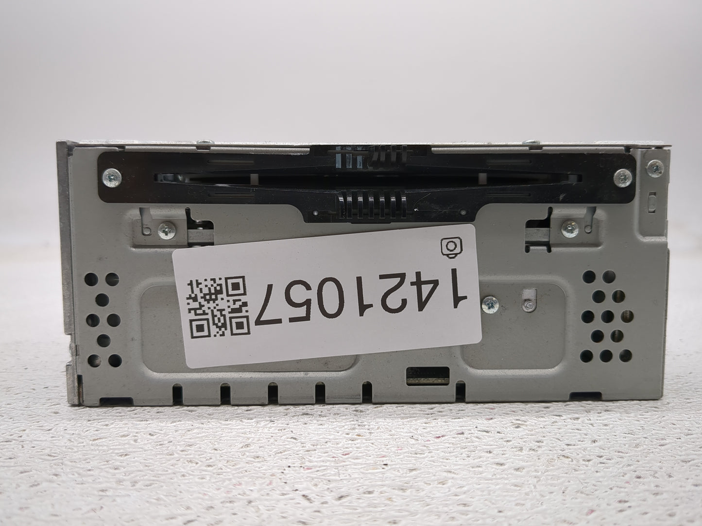 2013-2015 Ford Taurus Radio AM FM Cd Player Receiver Replacement P/N:DG1T-19C107-HB Fits Fits 2013 2014 2015 OEM Used Auto P
