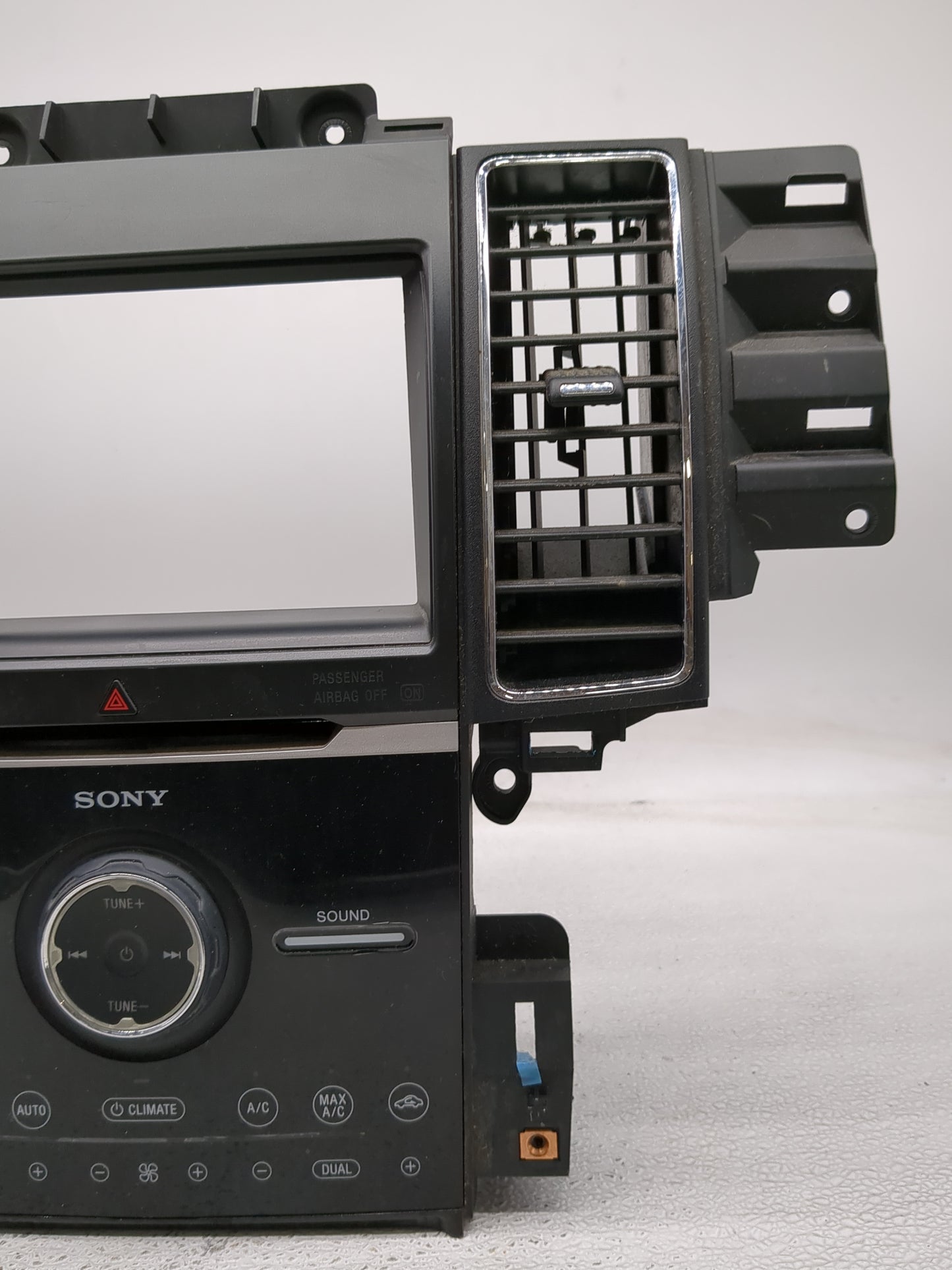 2013-2013 Ford Taurus Radio Control Panel Black - Oemusedautoparts1.com
