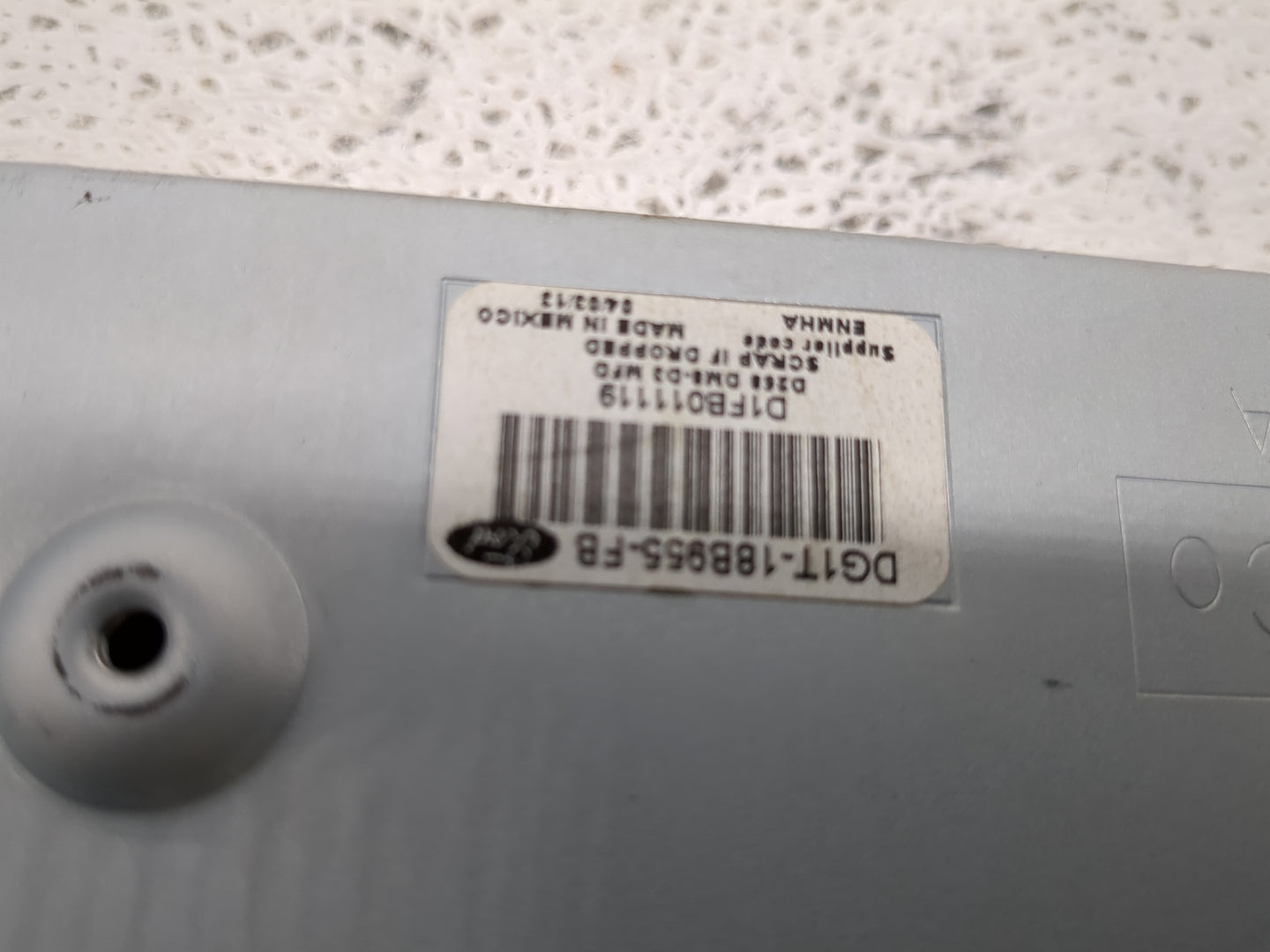 2013-2016 Ford Taurus Radio AM FM Cd Player Receiver Replacement P/N:DG1T-18B955-FB Fits Fits 2013 2014 2015 2016 OEM Used A