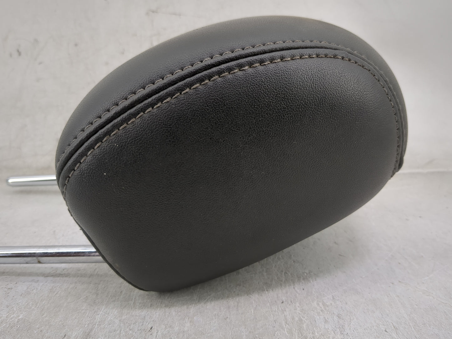 2013 Ford Taurus Headrest Head Rest Rear Seat Fits OEM Used Auto Parts - Oemusedautoparts1.com