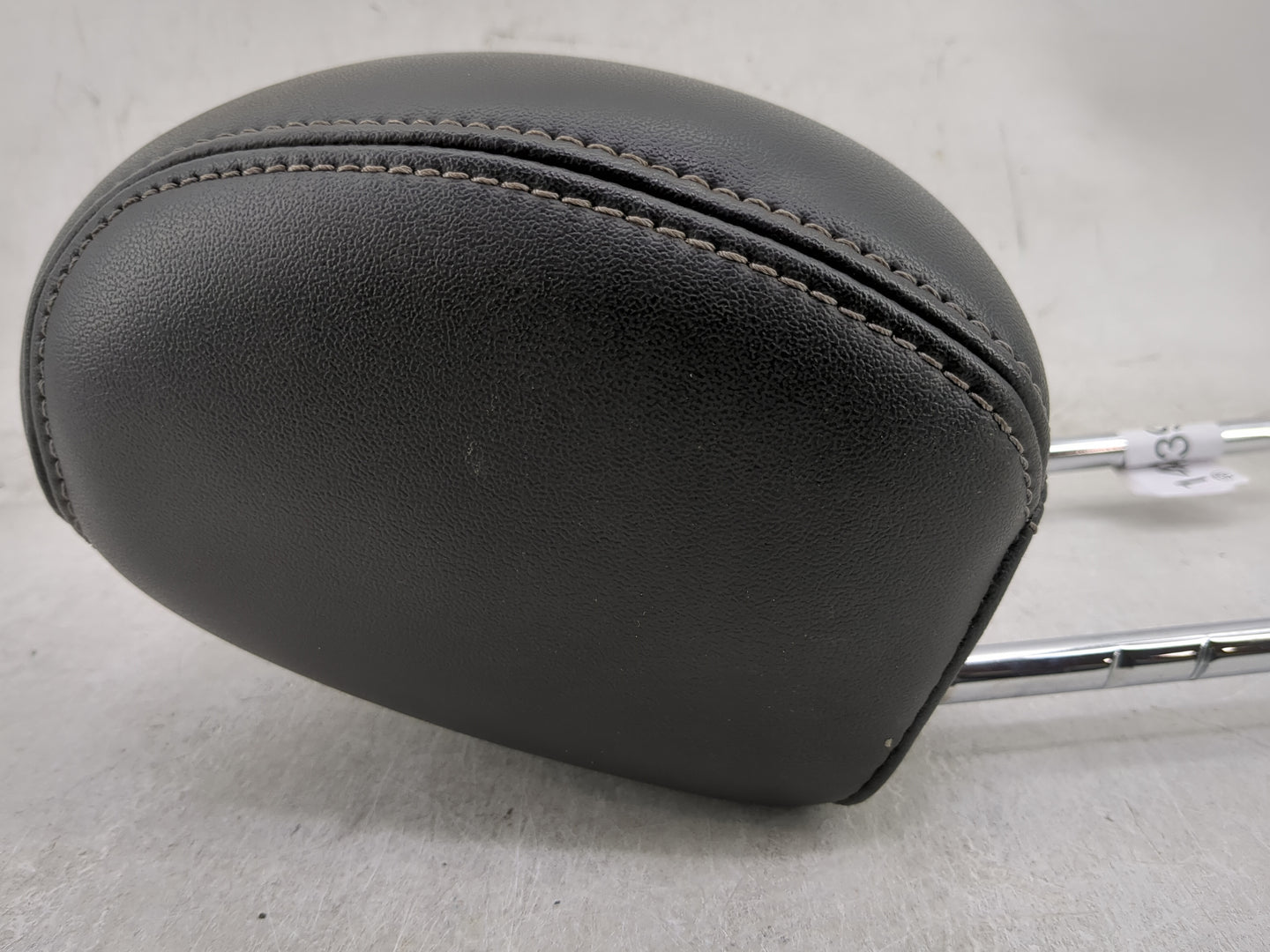 2013 Ford Taurus Headrest Head Rest Rear Seat Fits OEM Used Auto Parts - Oemusedautoparts1.com