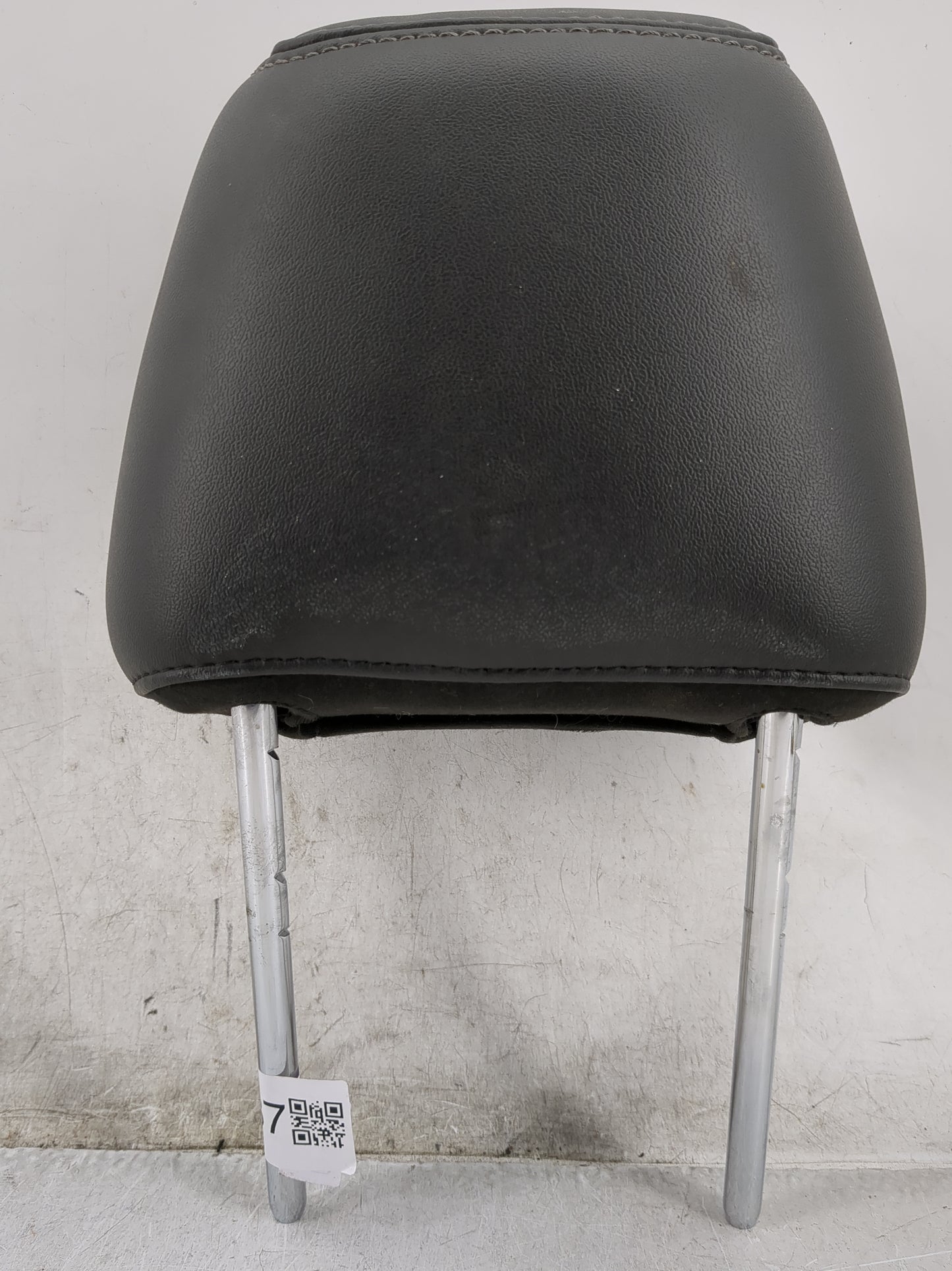 2013 Ford Taurus Headrest Head Rest Rear Seat Fits OEM Used Auto Parts - Oemusedautoparts1.com