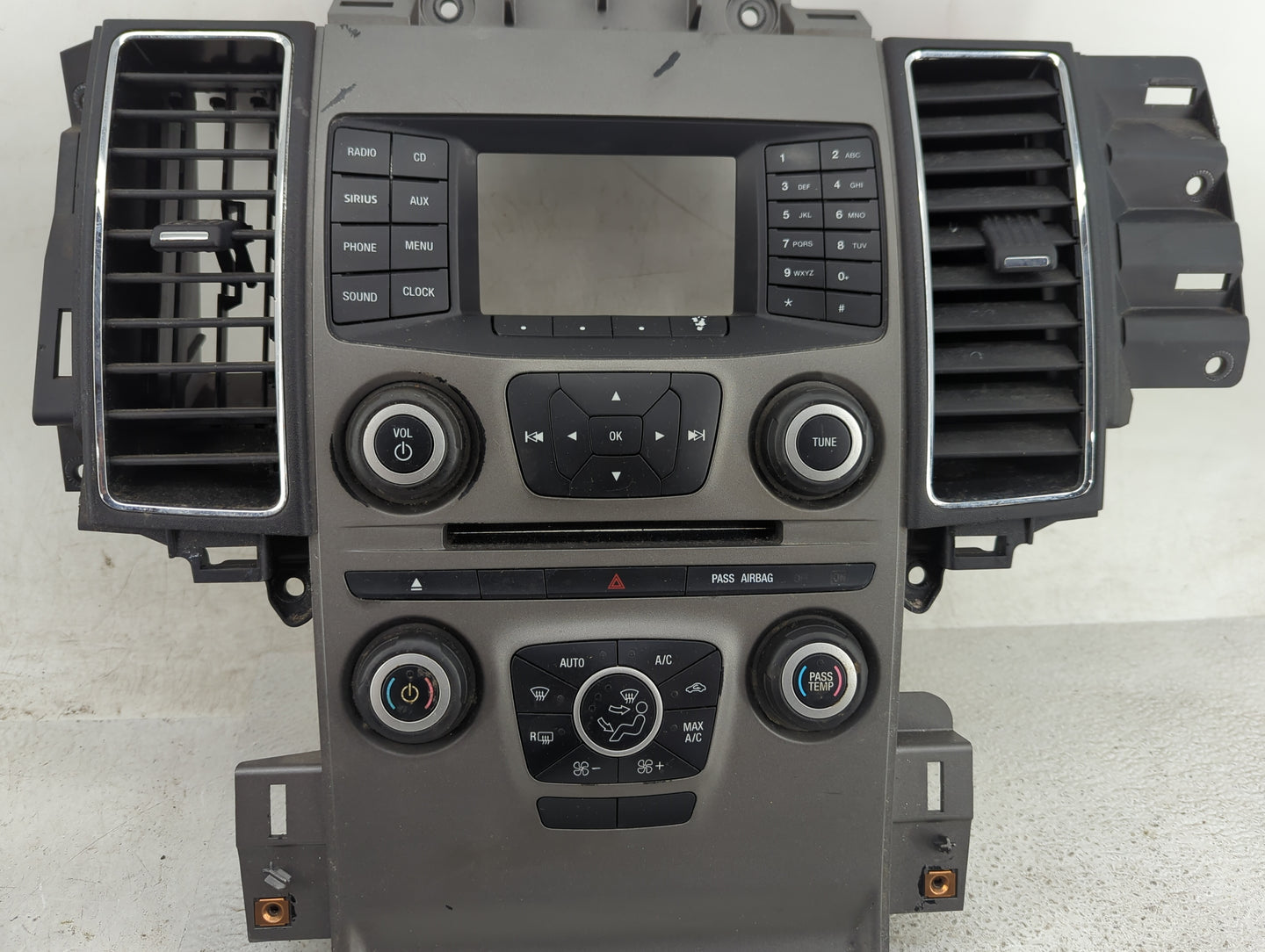 2013-2013 Ford Taurus Radio Control Panel - Oemusedautoparts1.com