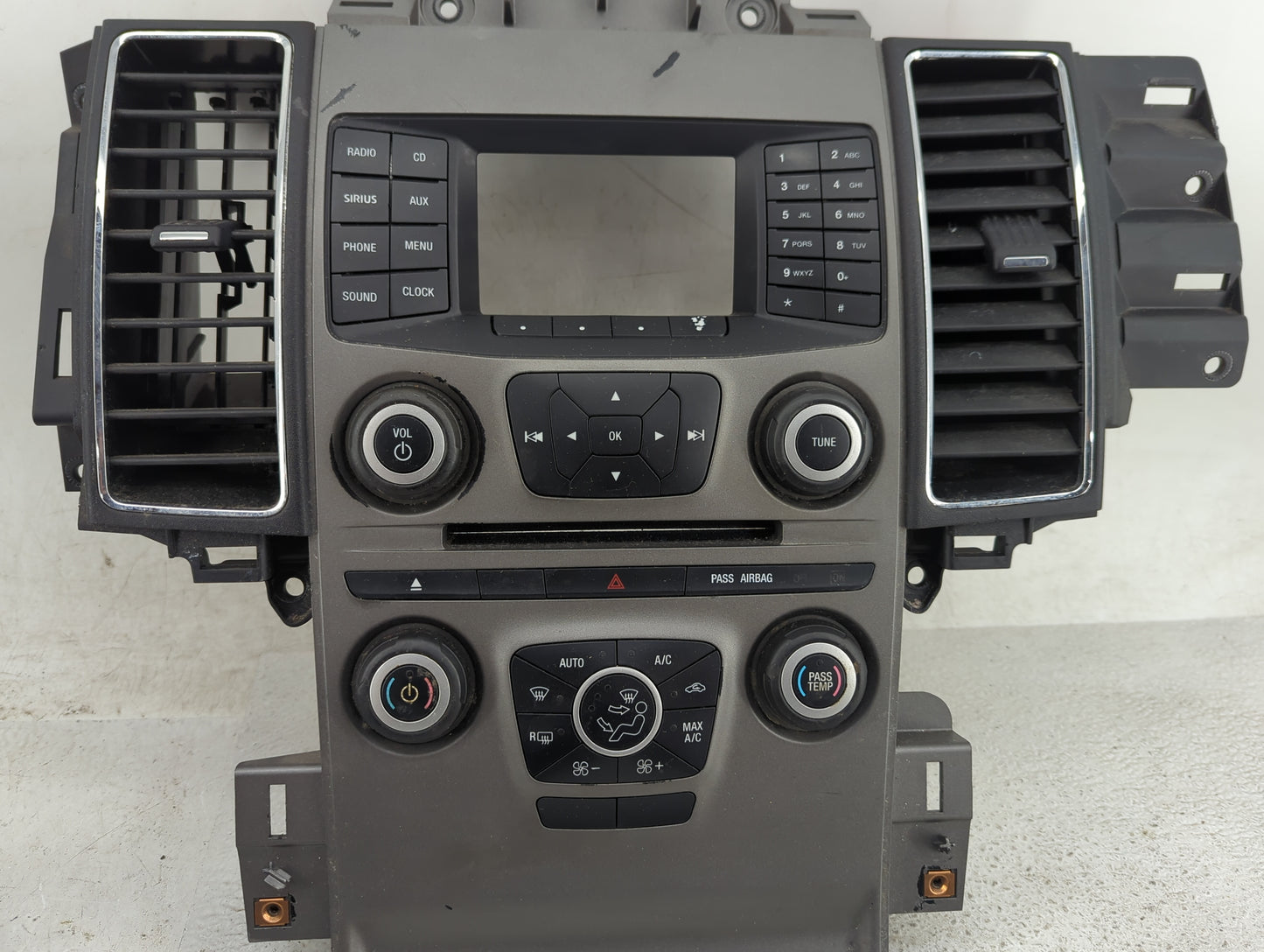 2013-2013 Ford Taurus Radio Control Panel - Oemusedautoparts1.com