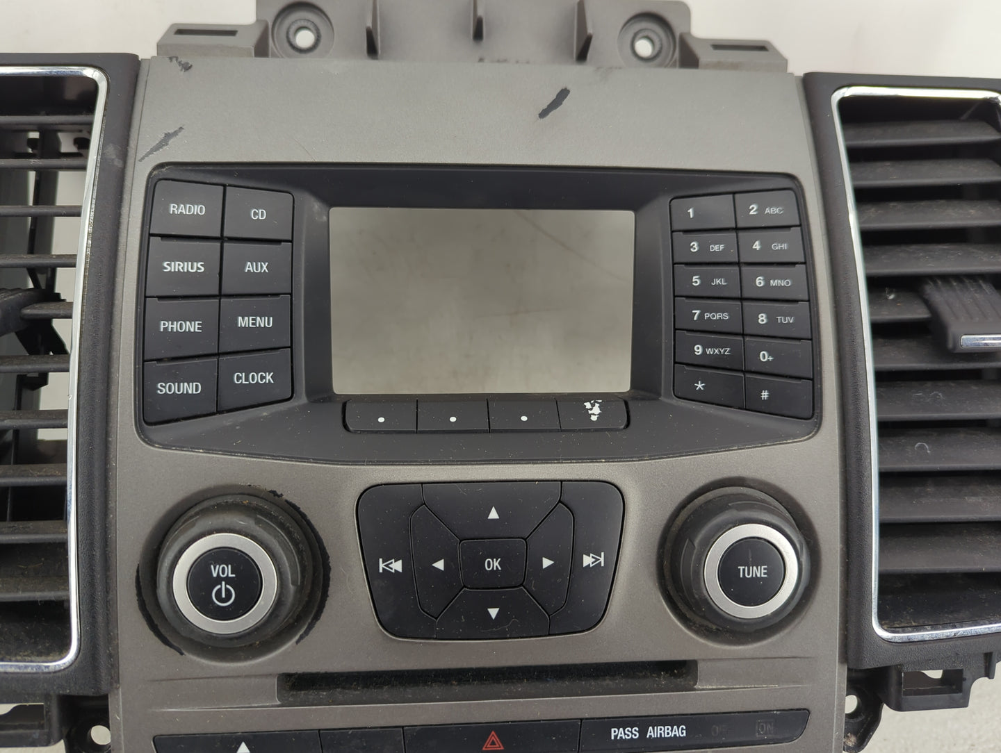 2013-2013 Ford Taurus Radio Control Panel - Oemusedautoparts1.com