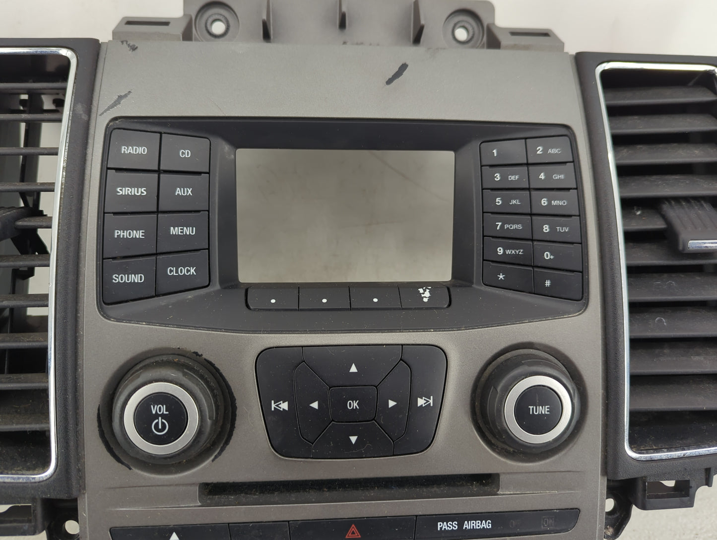 2013-2013 Ford Taurus Radio Control Panel - Oemusedautoparts1.com