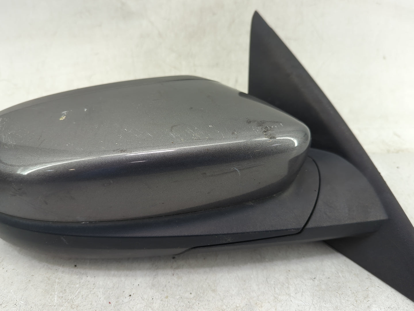 2010-2019 Ford Taurus Passenger Side View Mirror - Right Door Mirror OEM Used - Oemusedautoparts1.com