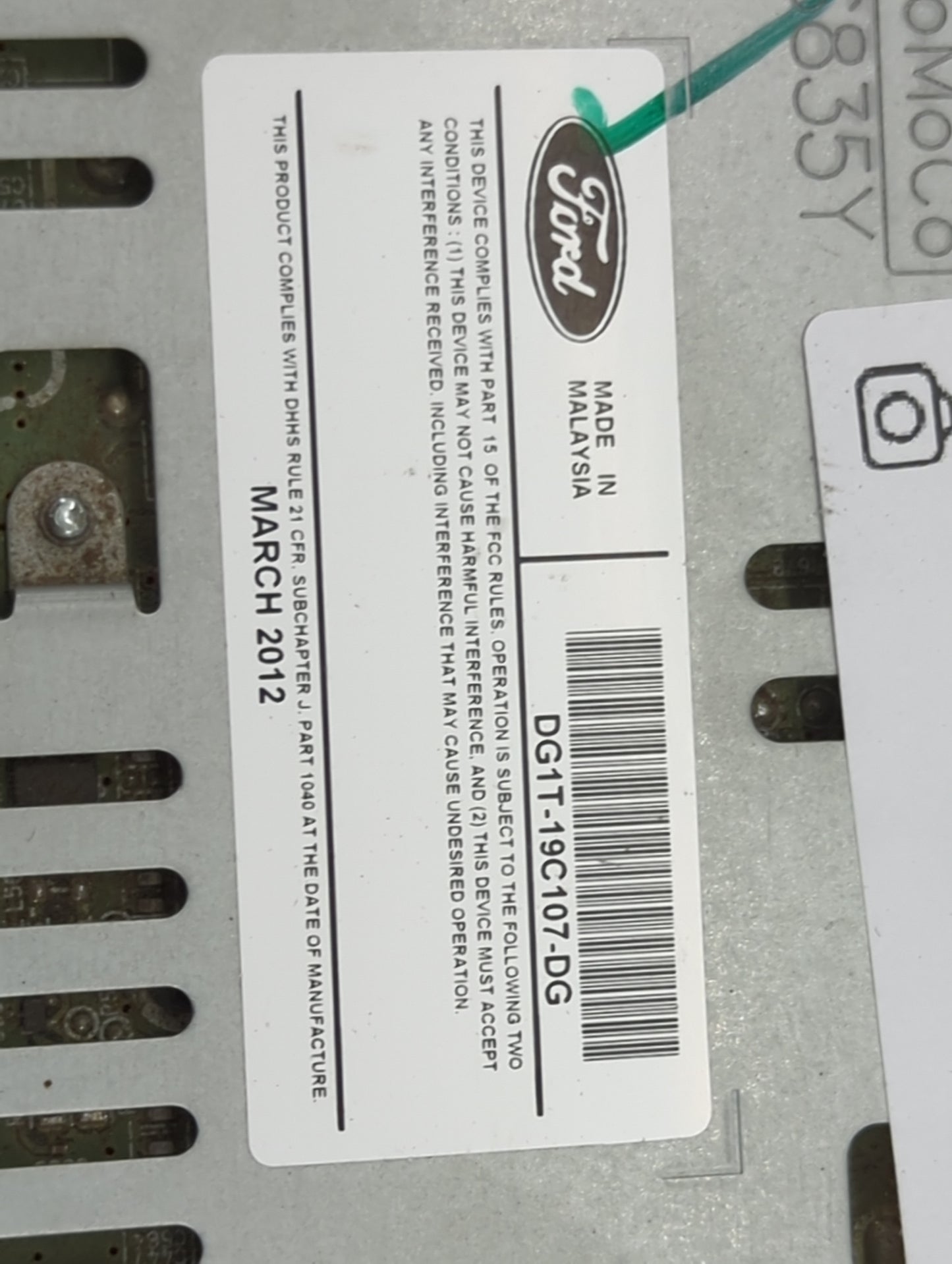 2013-2014 Ford Taurus Radio AM FM Cd Player Receiver Replacement P/N:DG1T-19C107-DG Fits Fits 2013 2014 OEM Used Auto Parts 