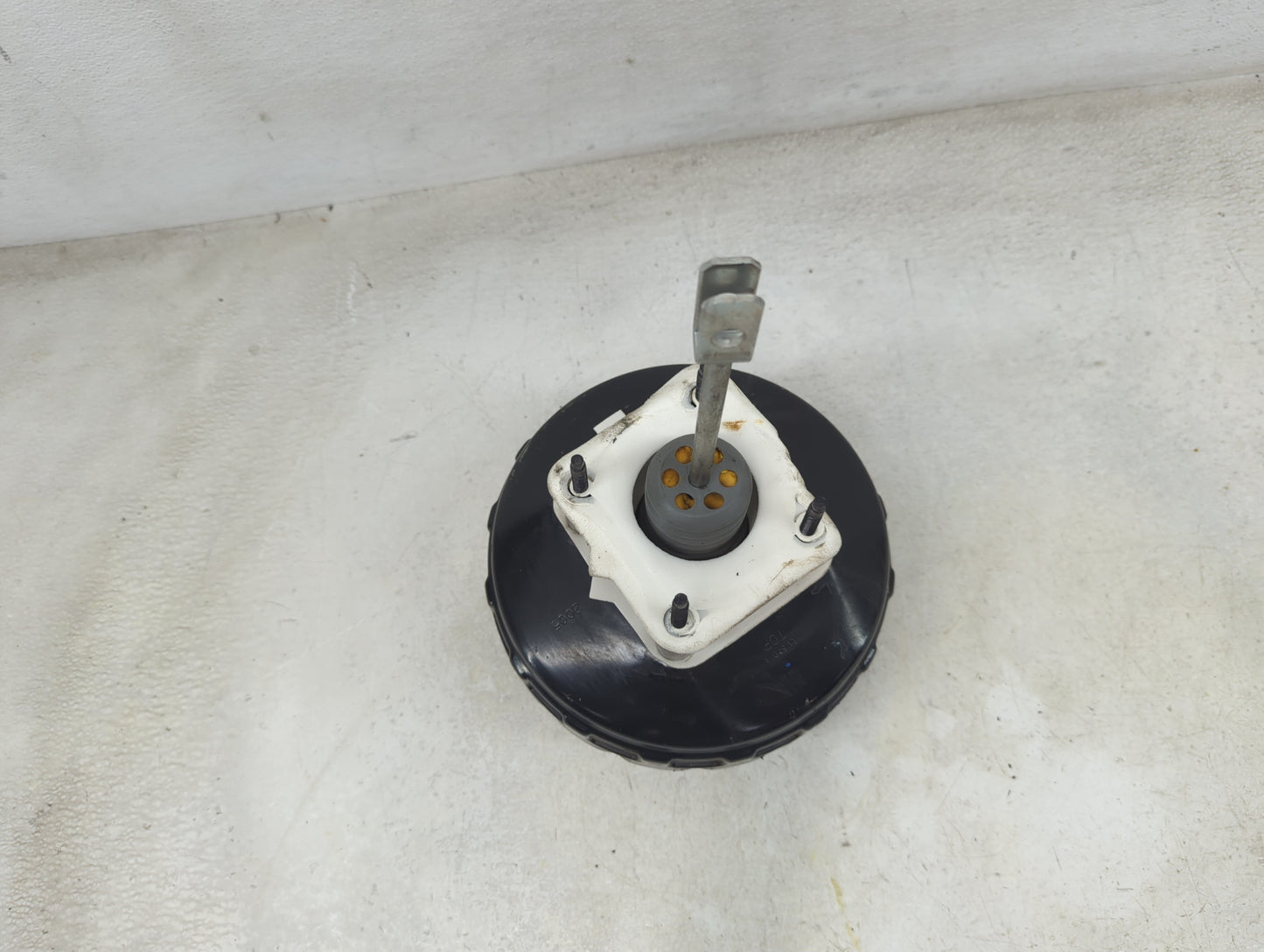 2013-2019 Ford Taurus Power Brake Booster Oem 1451785 - Oemusedautoparts1.com