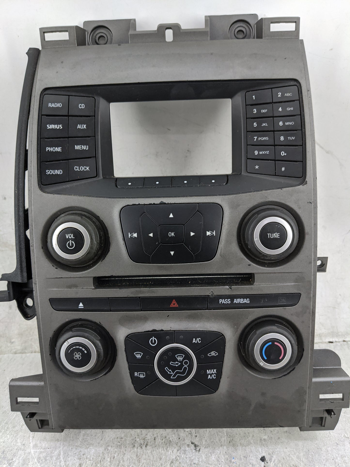 2013-2013 Ford Taurus Radio Control Panel 1473674 - Oemusedautoparts1.com