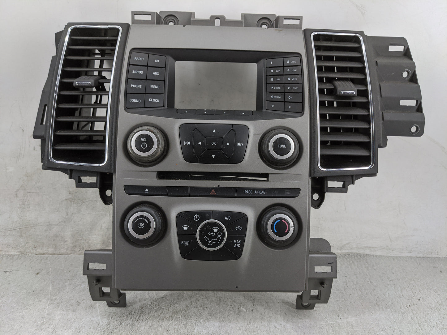 2013-2013 Ford Taurus Radio Control Panel 1476445 - Oemusedautoparts1.com