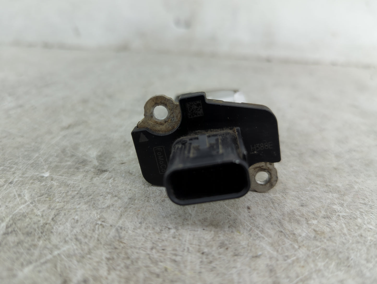 2013-2016 Ford Taurus Mass Air Flow Meter Maf 1487171 - Oemusedautoparts1.com