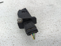 2013-2016 Ford Taurus Mass Air Flow Meter Maf 1487586 - Oemusedautoparts1.com
