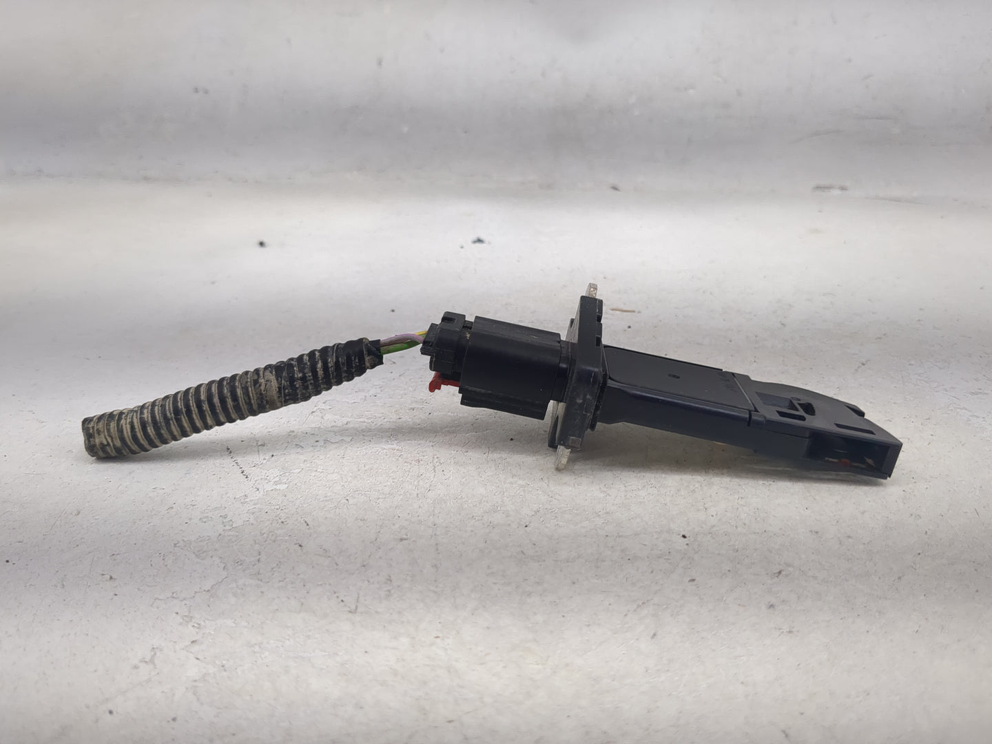 2013-2016 Ford Taurus Mass Air Flow Meter Maf 1488624 - Oemusedautoparts1.com