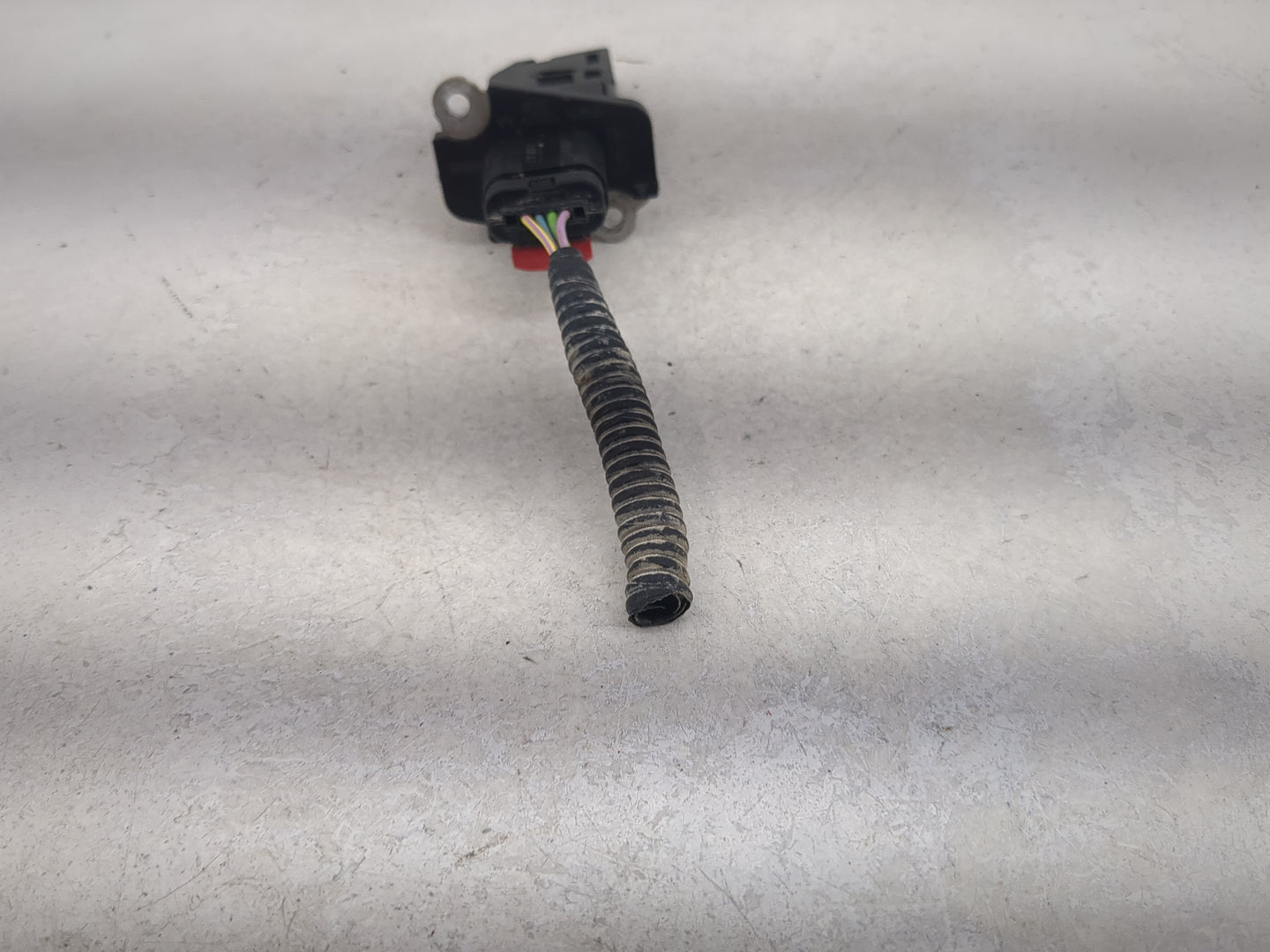 2013-2016 Ford Taurus Mass Air Flow Meter Maf 1488624 - Oemusedautoparts1.com
