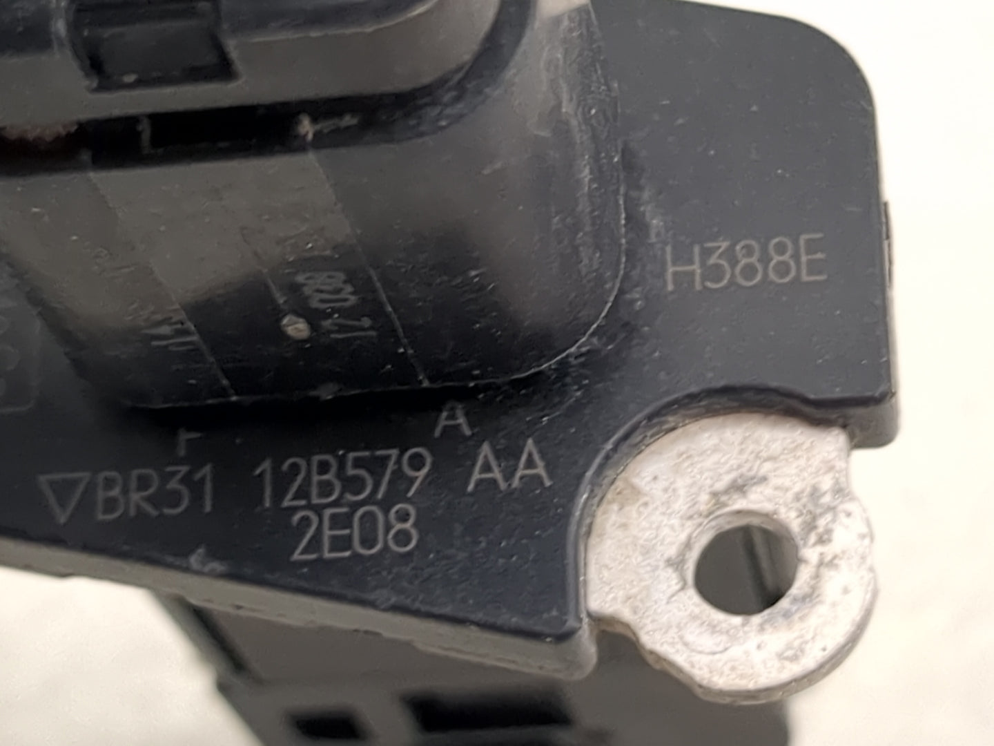 2013-2016 Ford Taurus Mass Air Flow Meter Maf 1488624 - Oemusedautoparts1.com