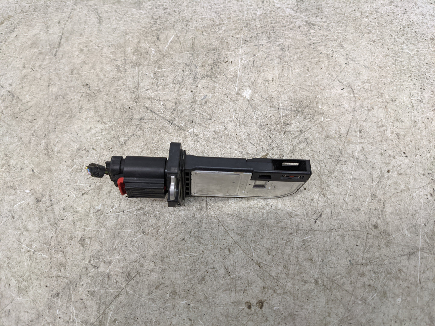 2013-2016 Ford Taurus Mass Air Flow Meter Maf 1489658 - Oemusedautoparts1.com