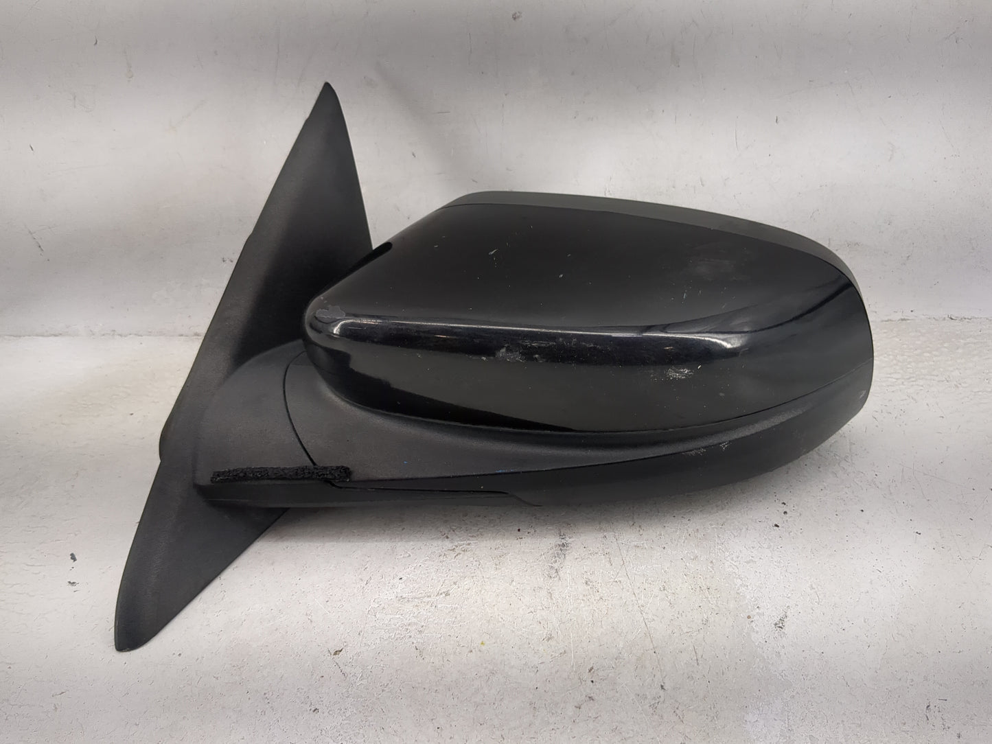 2010-2019 Ford Taurus Driver Side View Mirror - Left Door Mirror OEM Used - Oemusedautoparts1.com
