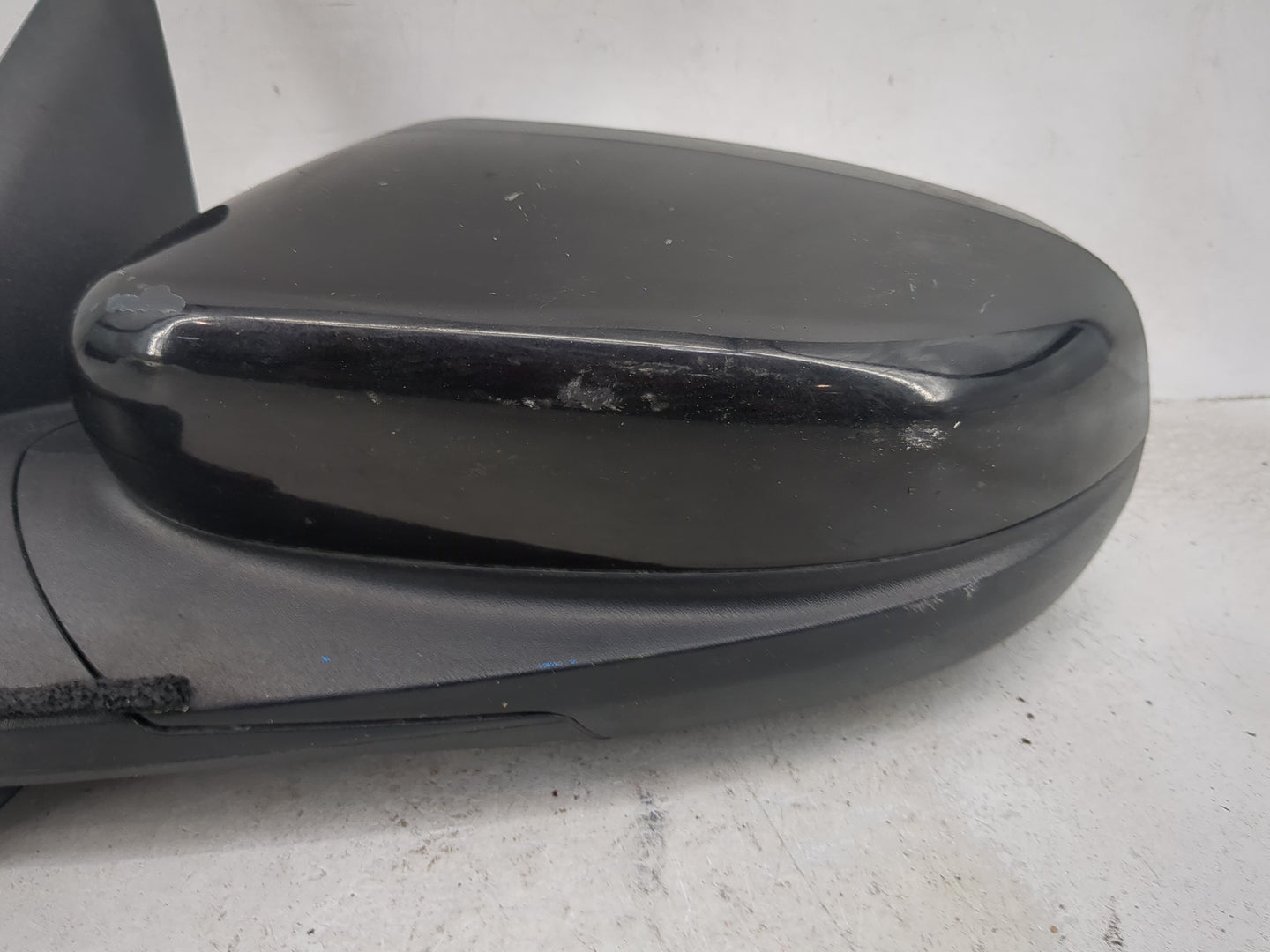 2010-2019 Ford Taurus Driver Side View Mirror - Left Door Mirror OEM Used - Oemusedautoparts1.com