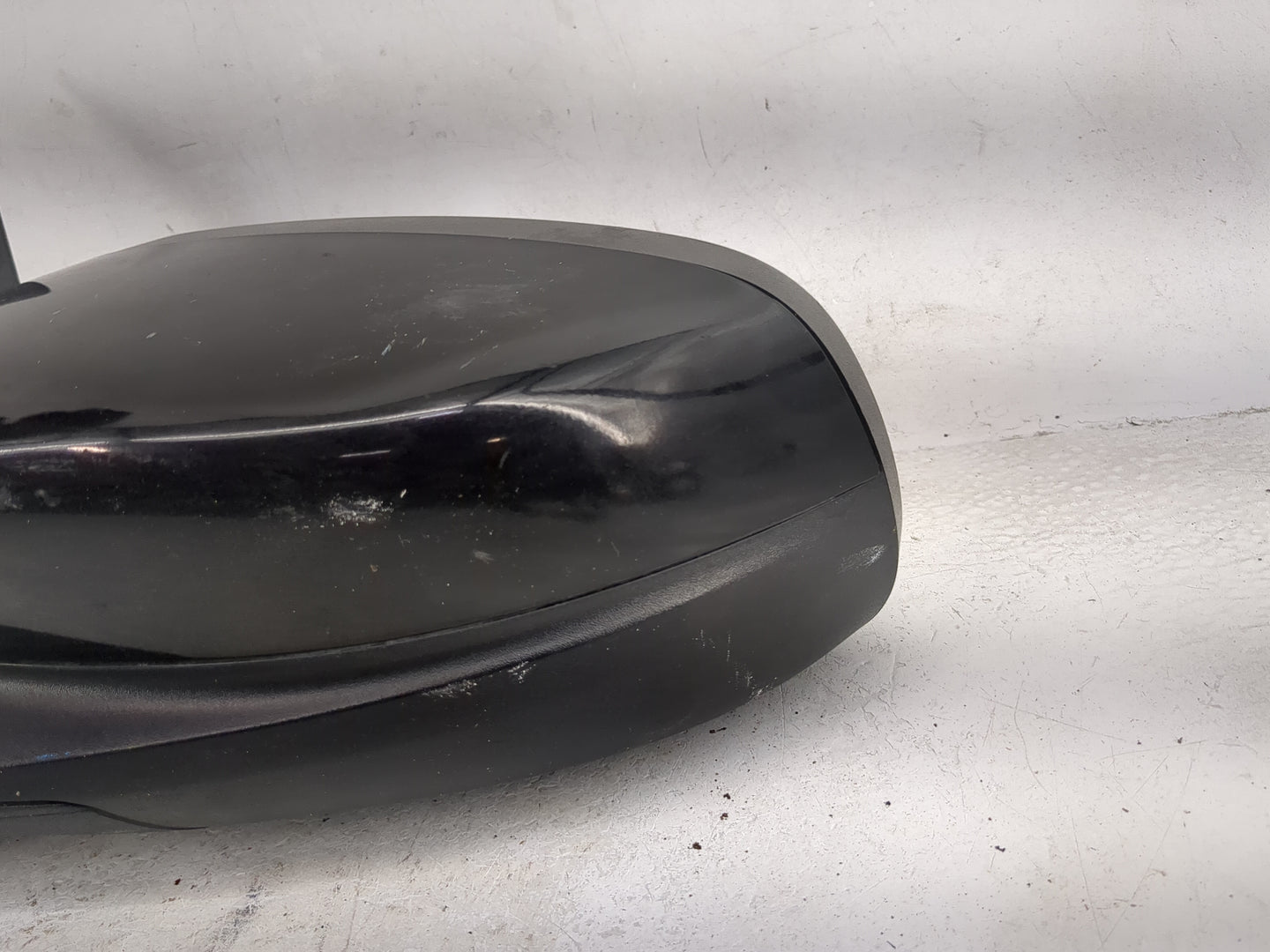 2010-2019 Ford Taurus Driver Side View Mirror - Left Door Mirror OEM Used - Oemusedautoparts1.com