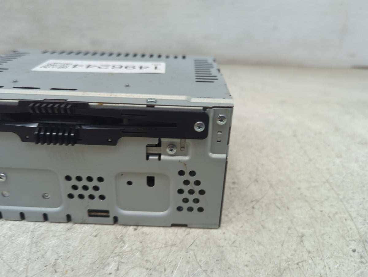 2013-2014 Ford Taurus Radio AM FM Cd Player Receiver Replacement P/N:DG1T-19C107-DG Fits Fits 2013 2014 OEM Used Auto Parts 