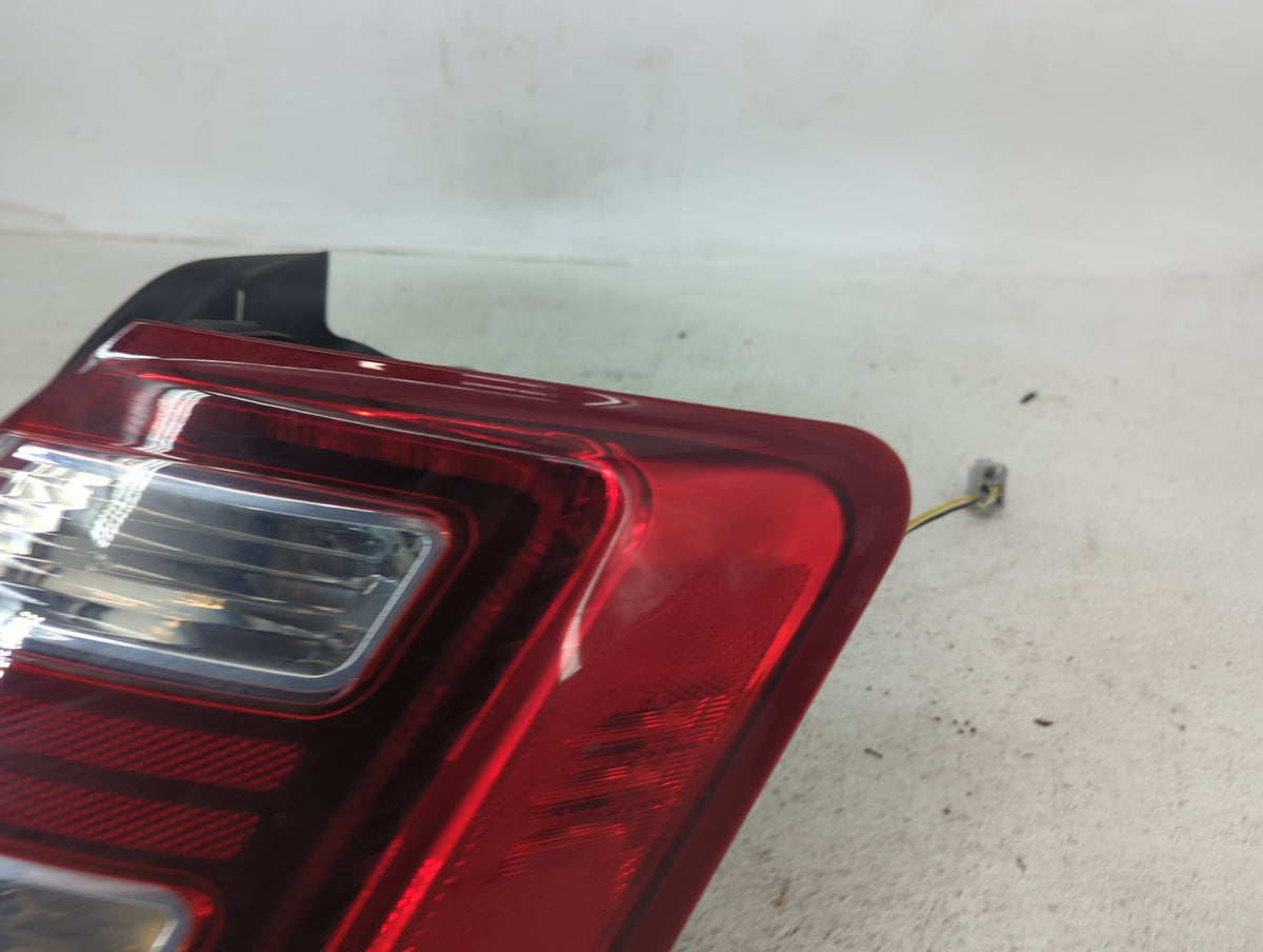 2013-2019 Ford Taurus Tail Light Assembly Passenger Right OEM P/N:11-6691-00-1N 11-6691-30-1 Fits OEM Used Auto Parts - Oemu