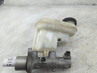2013-2019 Ford Taurus Brake Master Cylinder 1515742 - Oemusedautoparts1.com