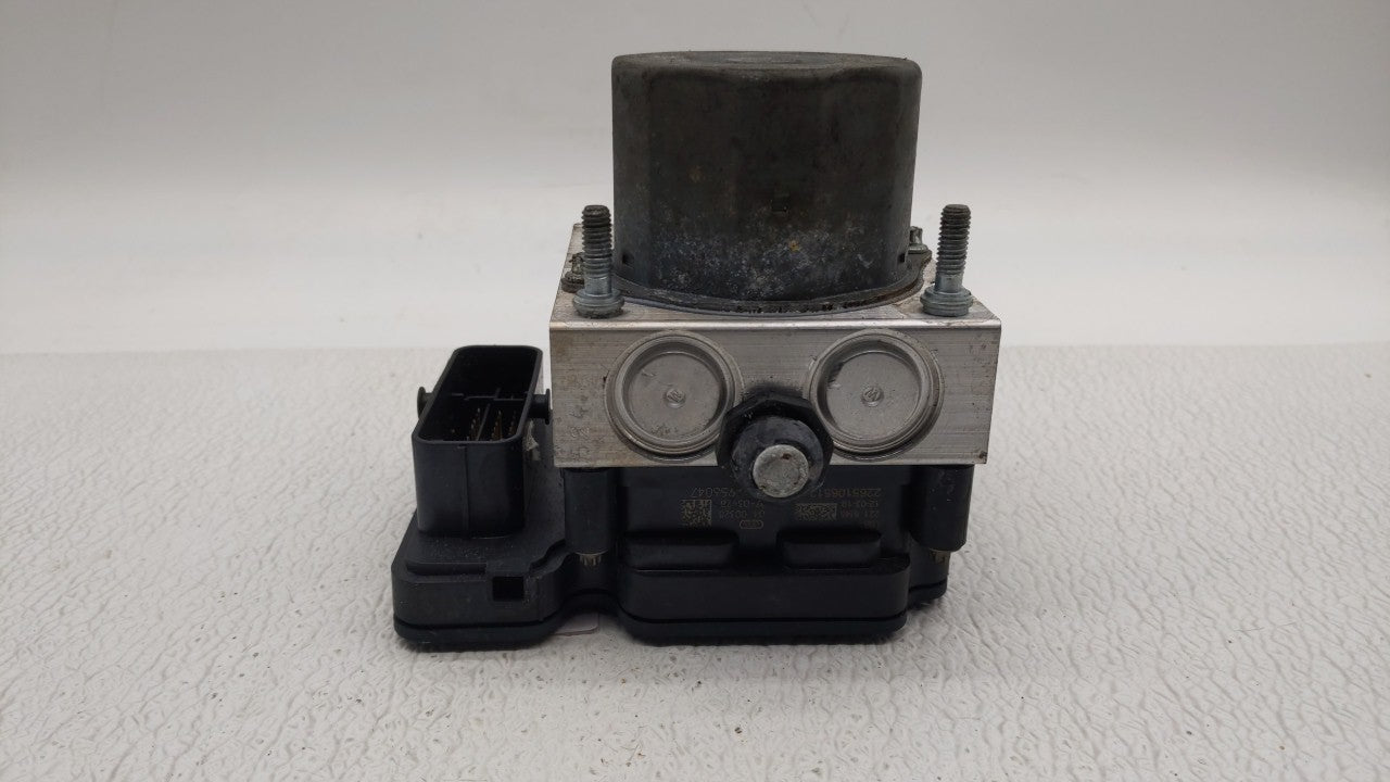 2013-2014 Ford Taurus ABS Pump Control Module Replacement P/N:DG13-2C405-A DG13-2C405-AD Fits Fits 2013 2014 OEM Used Auto P